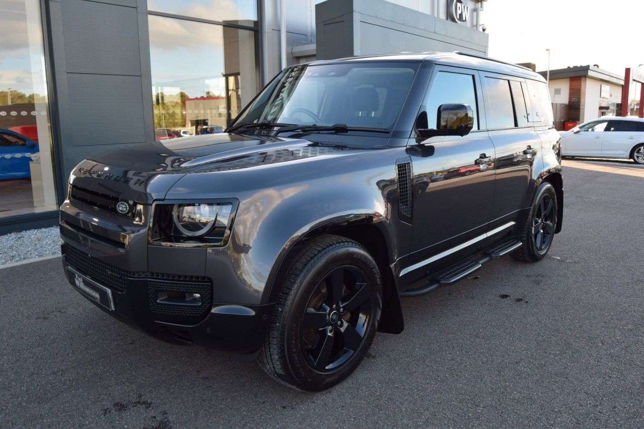 2022 LAND ROVER DEFENDER 110 2022 LAND ROVER DEFENDER 110