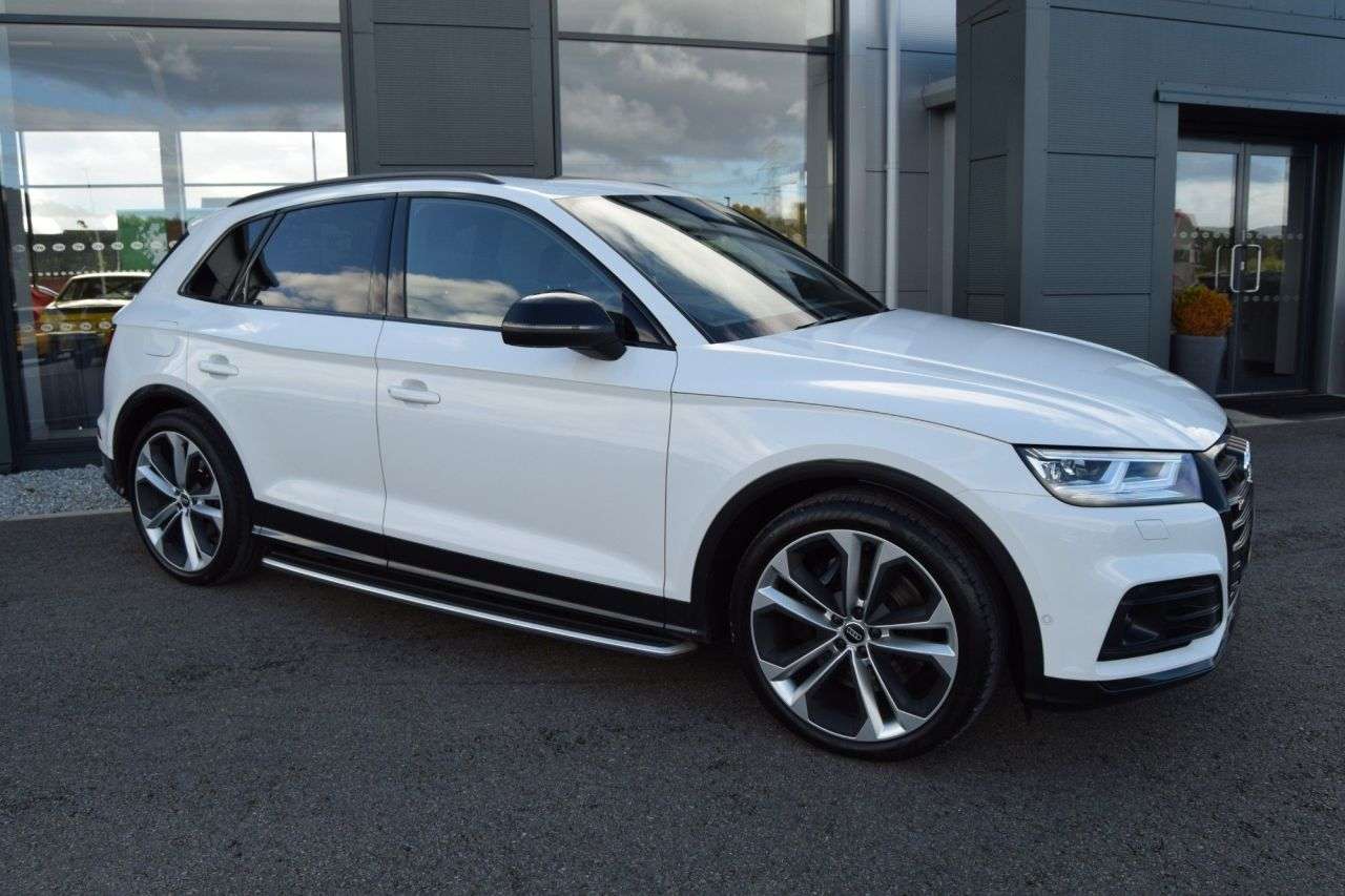 A 2020 AUDI SQ5 3.0 TDI V6 Vorsprung SUV 5dr Diesel Tiptronic quattro Euro 6 (s/s) (347 ps) A 2020 AUDI SQ5 3.0 TDI V6 Vorsprung SUV 5dr Diesel Tiptronic quattro Euro 6 (s/s) (347 ps)