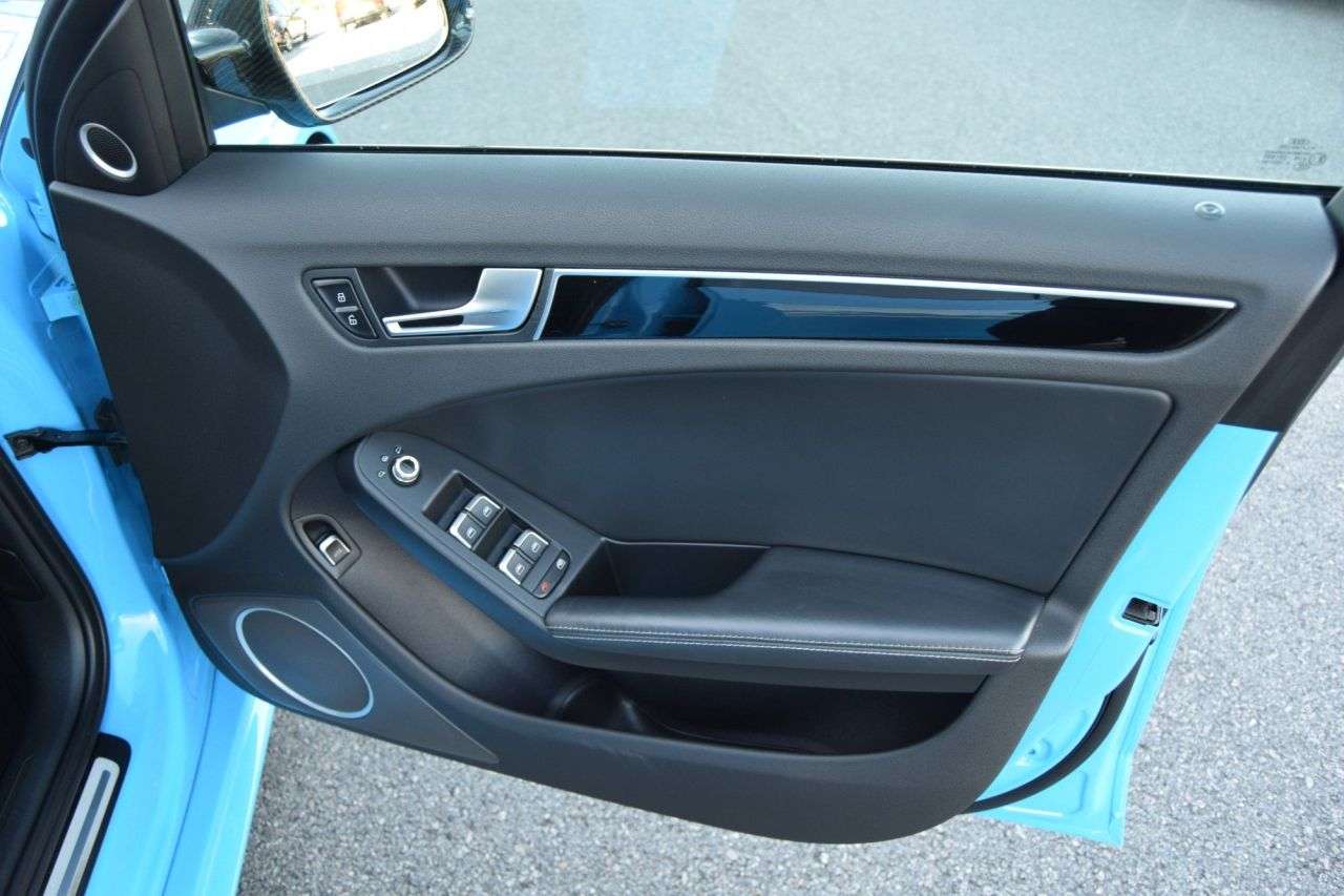 2014 AUDI RS4 AVANT 2014 AUDI RS4 AVANT