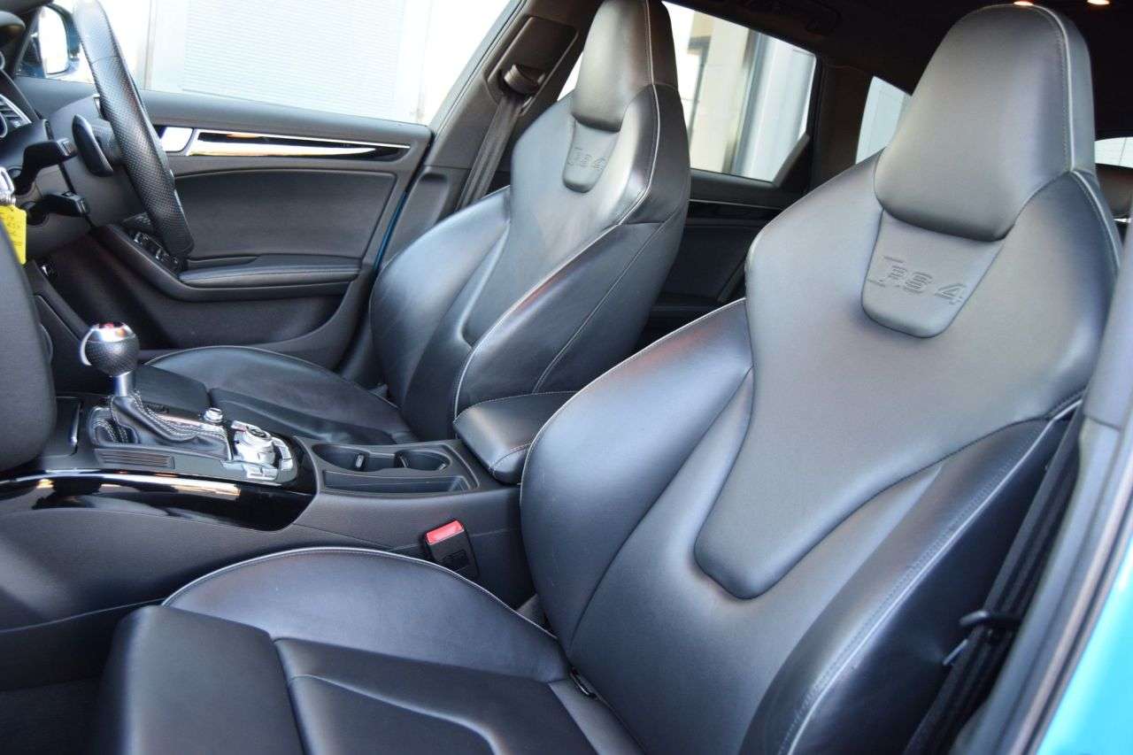 2014 AUDI RS4 AVANT 2014 AUDI RS4 AVANT