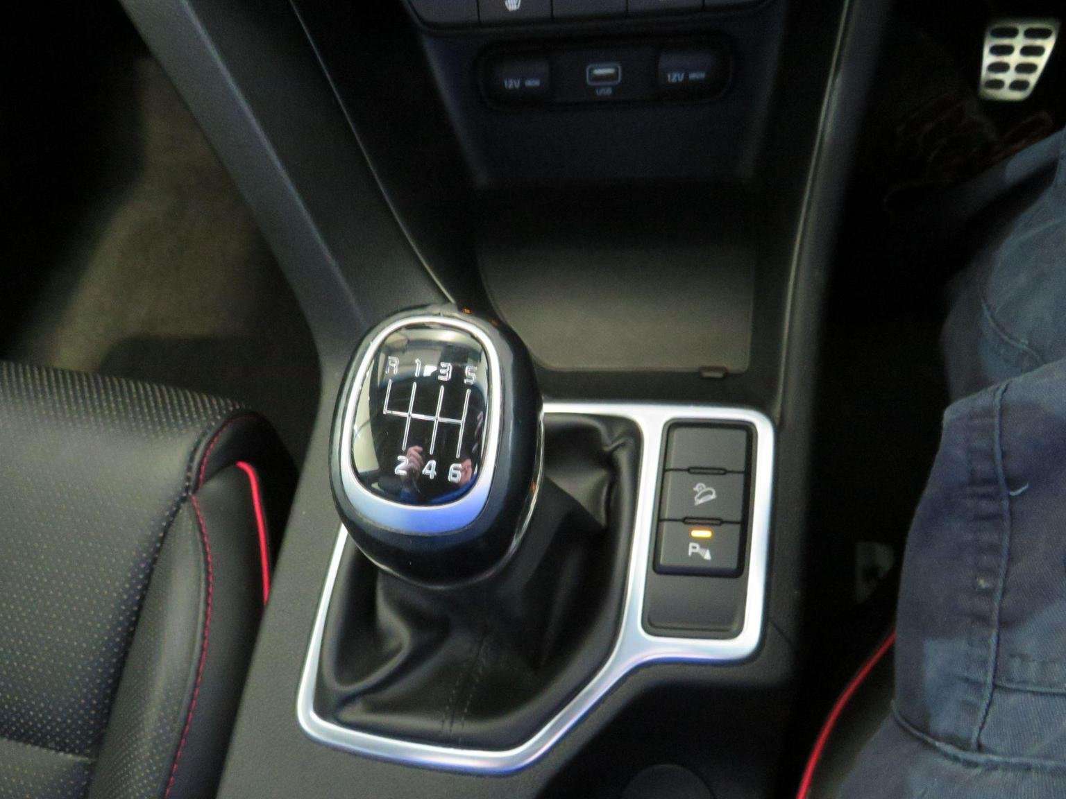 2018 KIA SPORTAGE 2018 KIA SPORTAGE