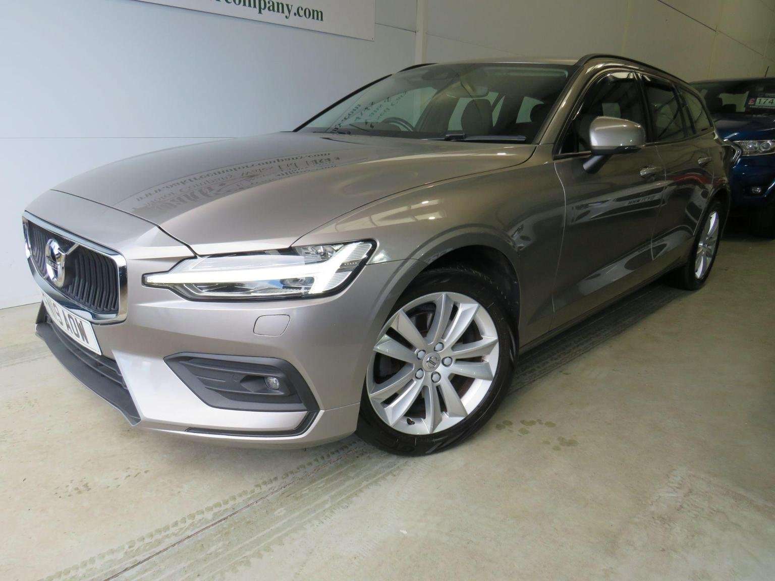 2019 VOLVO V60 2019 VOLVO V60