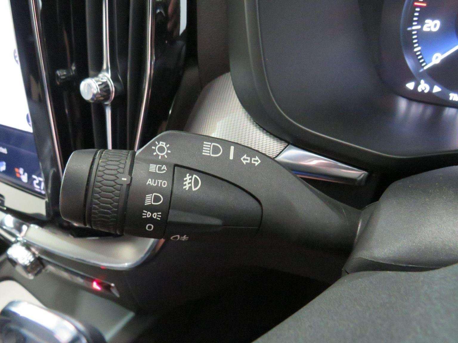 2019 VOLVO XC60 2019 VOLVO XC60