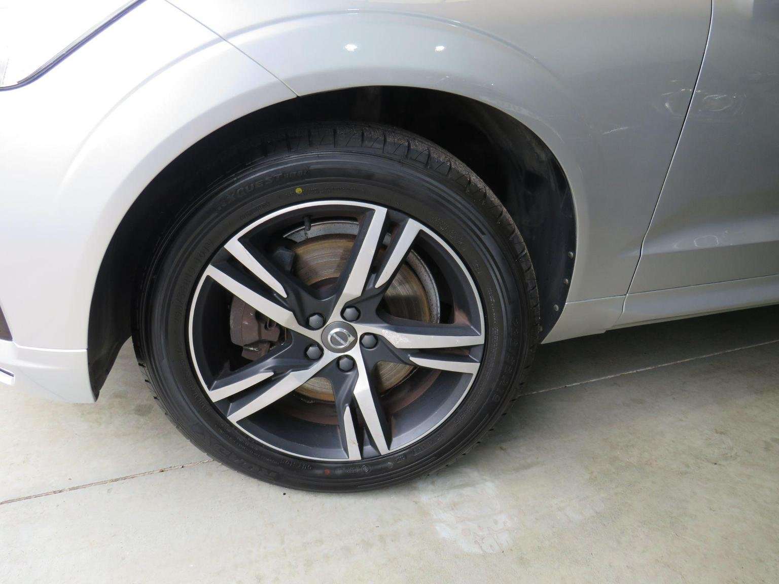 2019 VOLVO XC60 2019 VOLVO XC60