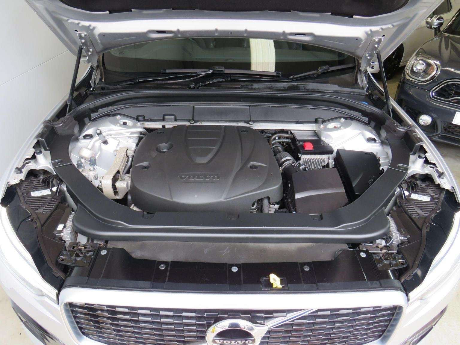 2019 VOLVO XC60 2019 VOLVO XC60