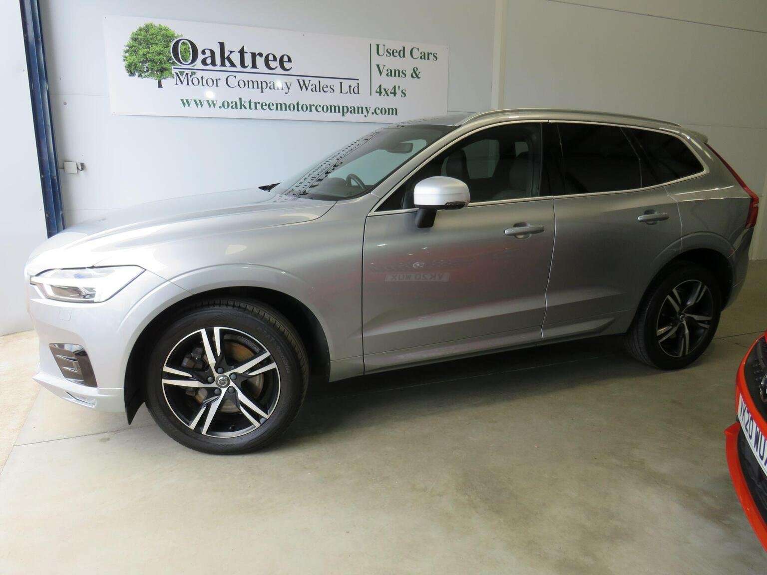 A 2018 VOLVO XC60 2.0 D4 R-Design Auto AWD Euro 6 (s/s) 5dr A 2018 VOLVO XC60 2.0 D4 R-Design Auto AWD Euro 6 (s/s) 5dr