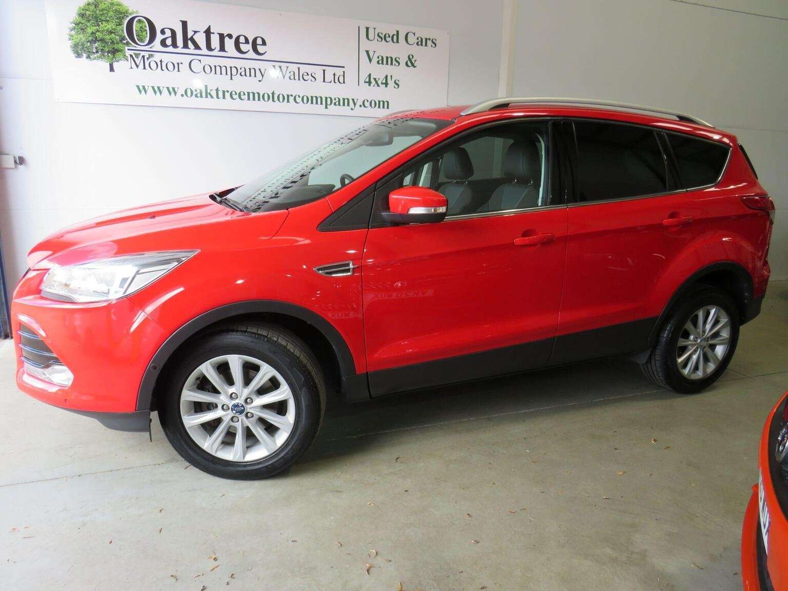 A 2015 FORD KUGA 1.5T EcoBoost Titanium 2WD Euro 6 (s/s) 5dr A 2015 FORD KUGA 1.5T EcoBoost Titanium 2WD Euro 6 (s/s) 5dr