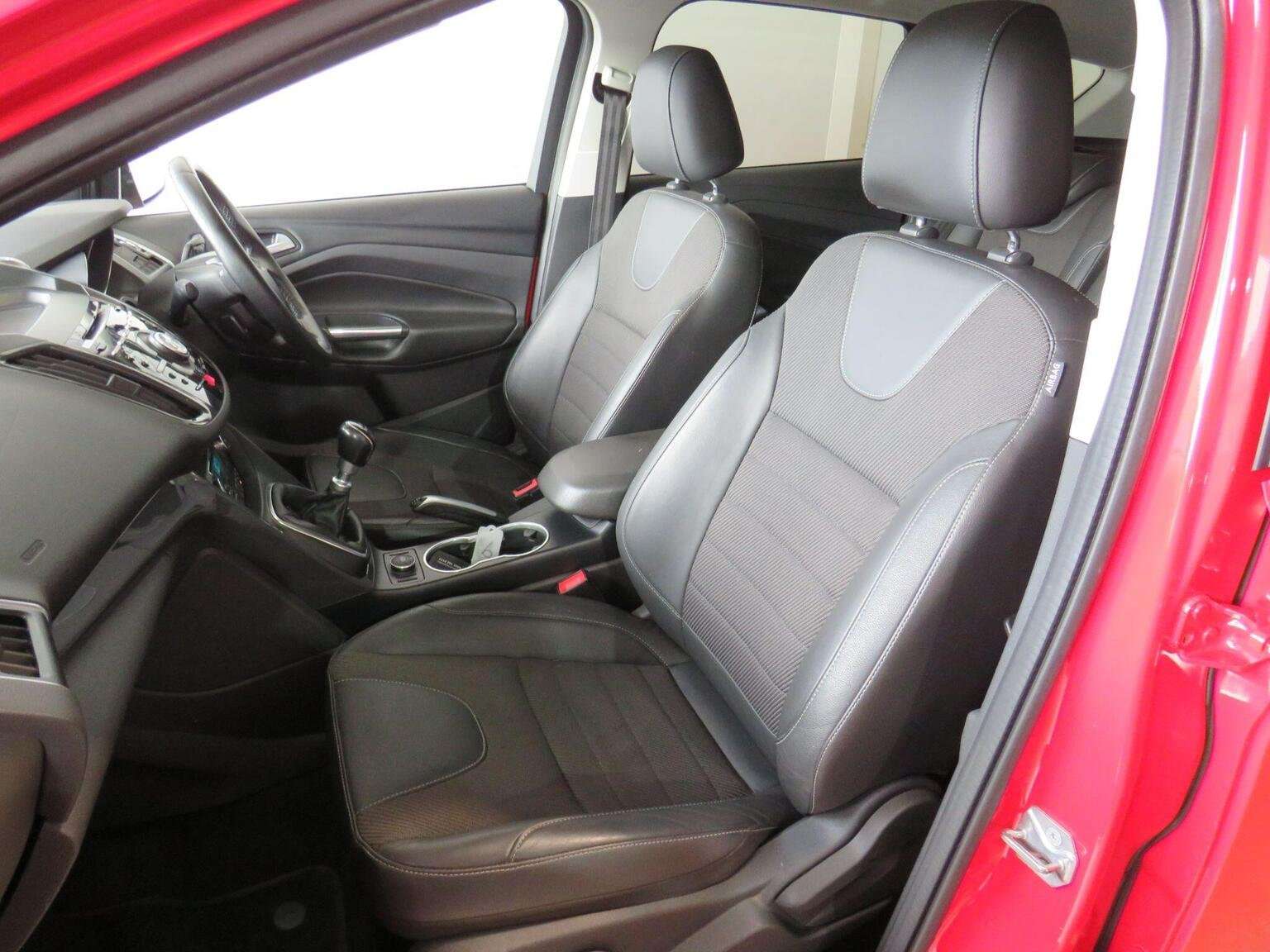 2015 FORD KUGA 2015 FORD KUGA