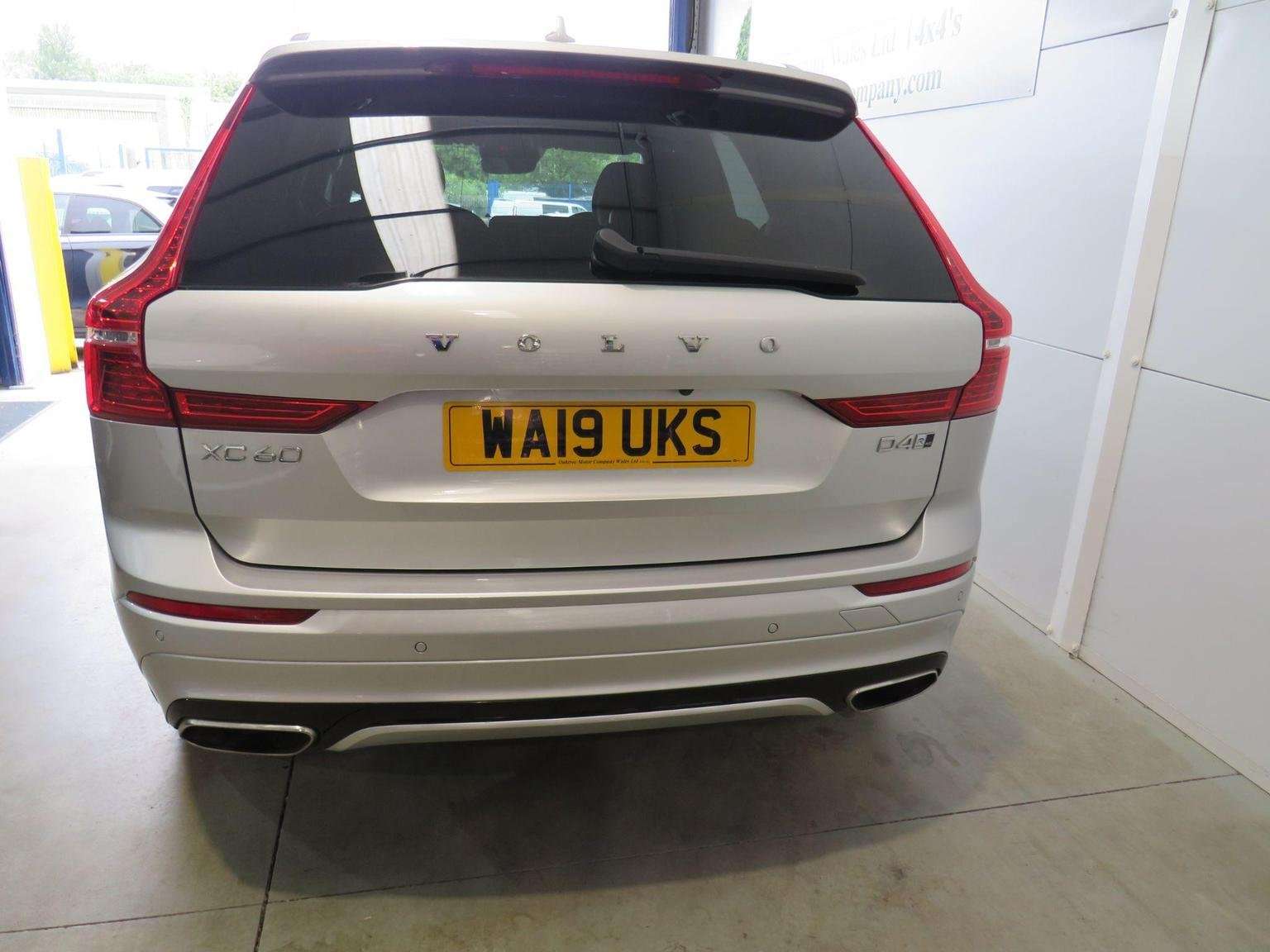 2019 VOLVO XC60 2019 VOLVO XC60