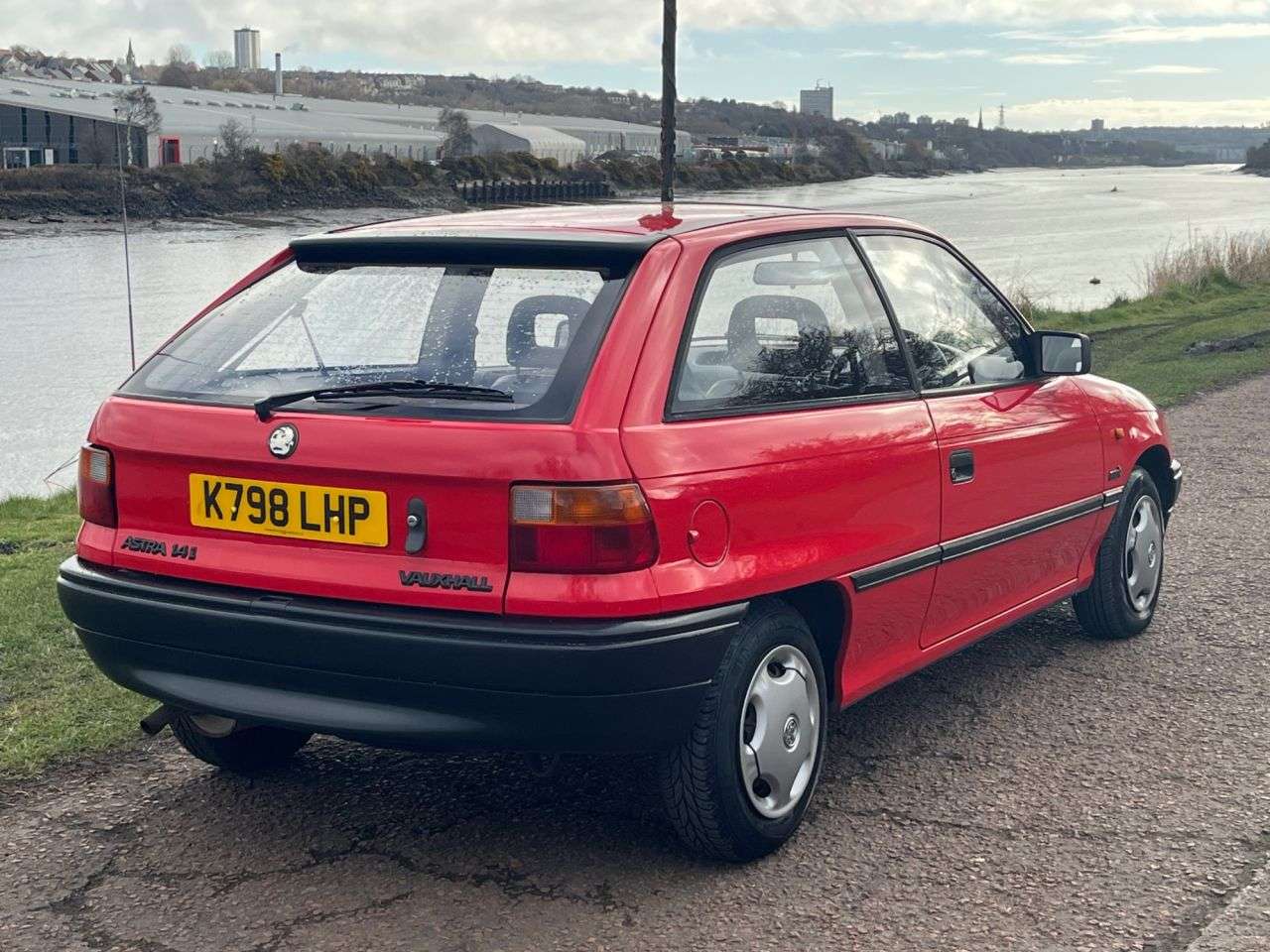 A 1993 VAUXHALL ASTRA 1.4 3 Door Manual Petrol Merit ORIGINAL EXAMPLE A 1993 VAUXHALL ASTRA 1.4 3 Door Manual Petrol Merit ORIGINAL EXAMPLE