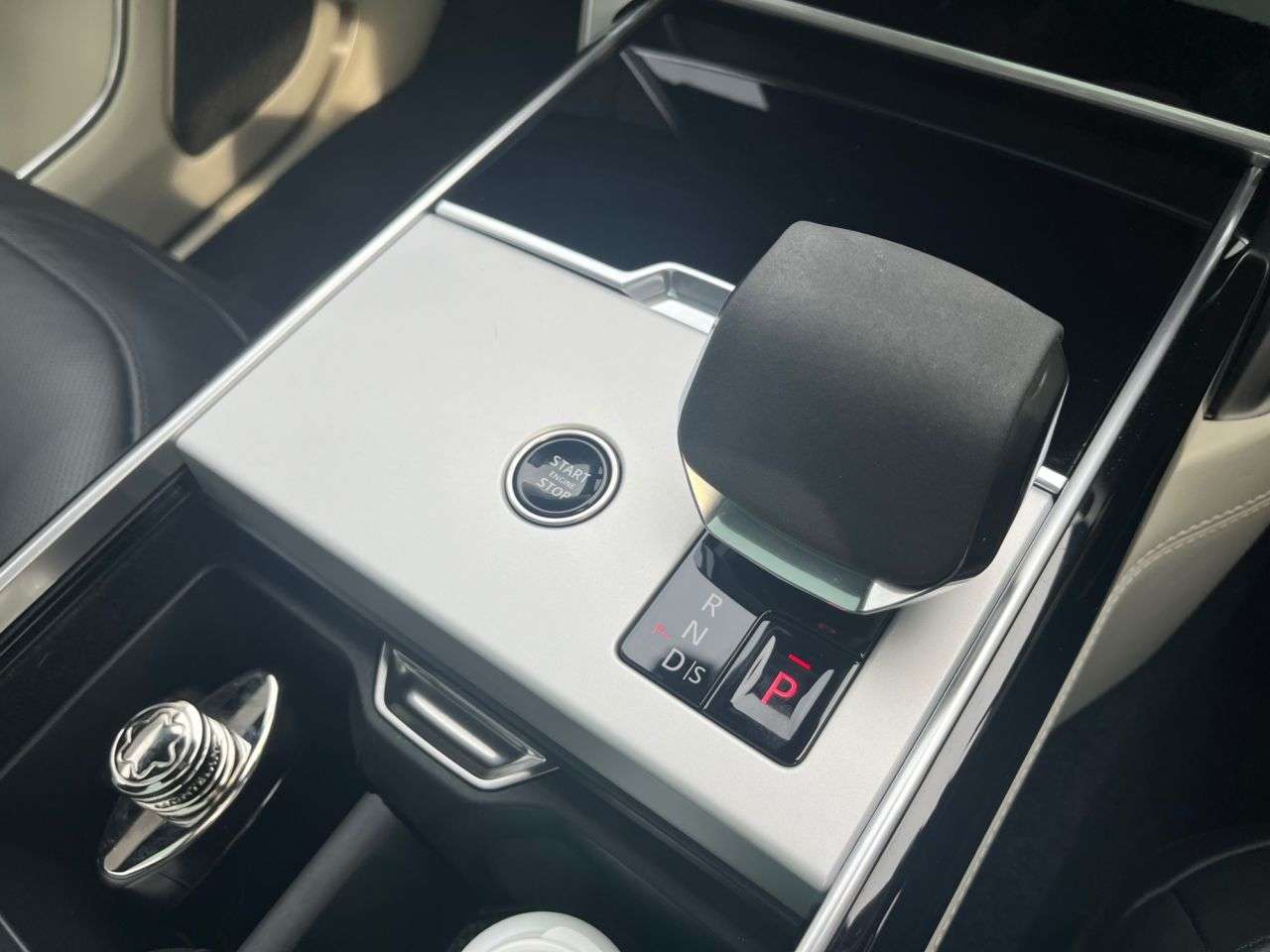 2023 LAND ROVER RANGE ROVER 2023 LAND ROVER RANGE ROVER