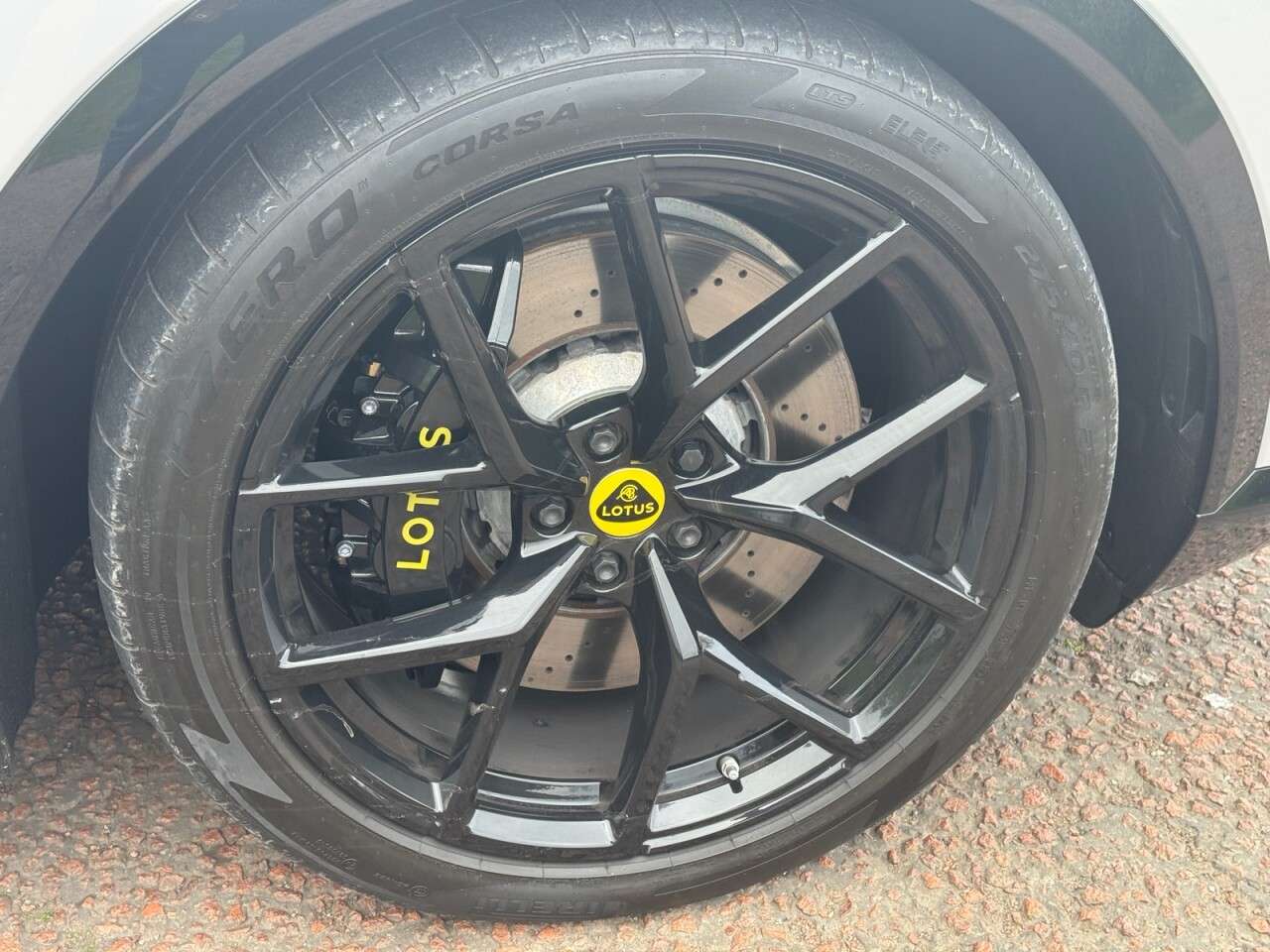 null LOTUS 2 ELEVEN null LOTUS 2 ELEVEN