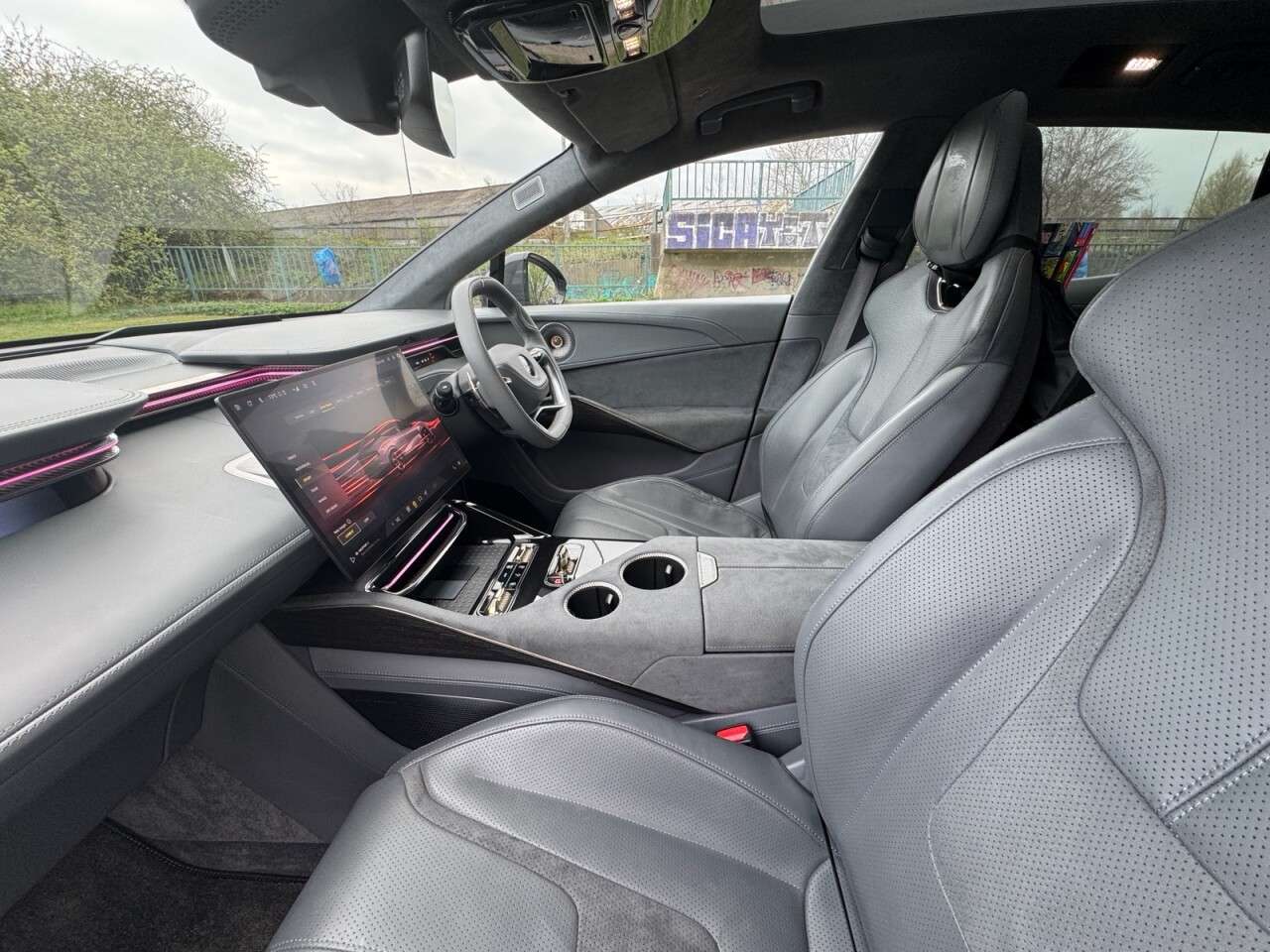 null LOTUS 2 ELEVEN null LOTUS 2 ELEVEN