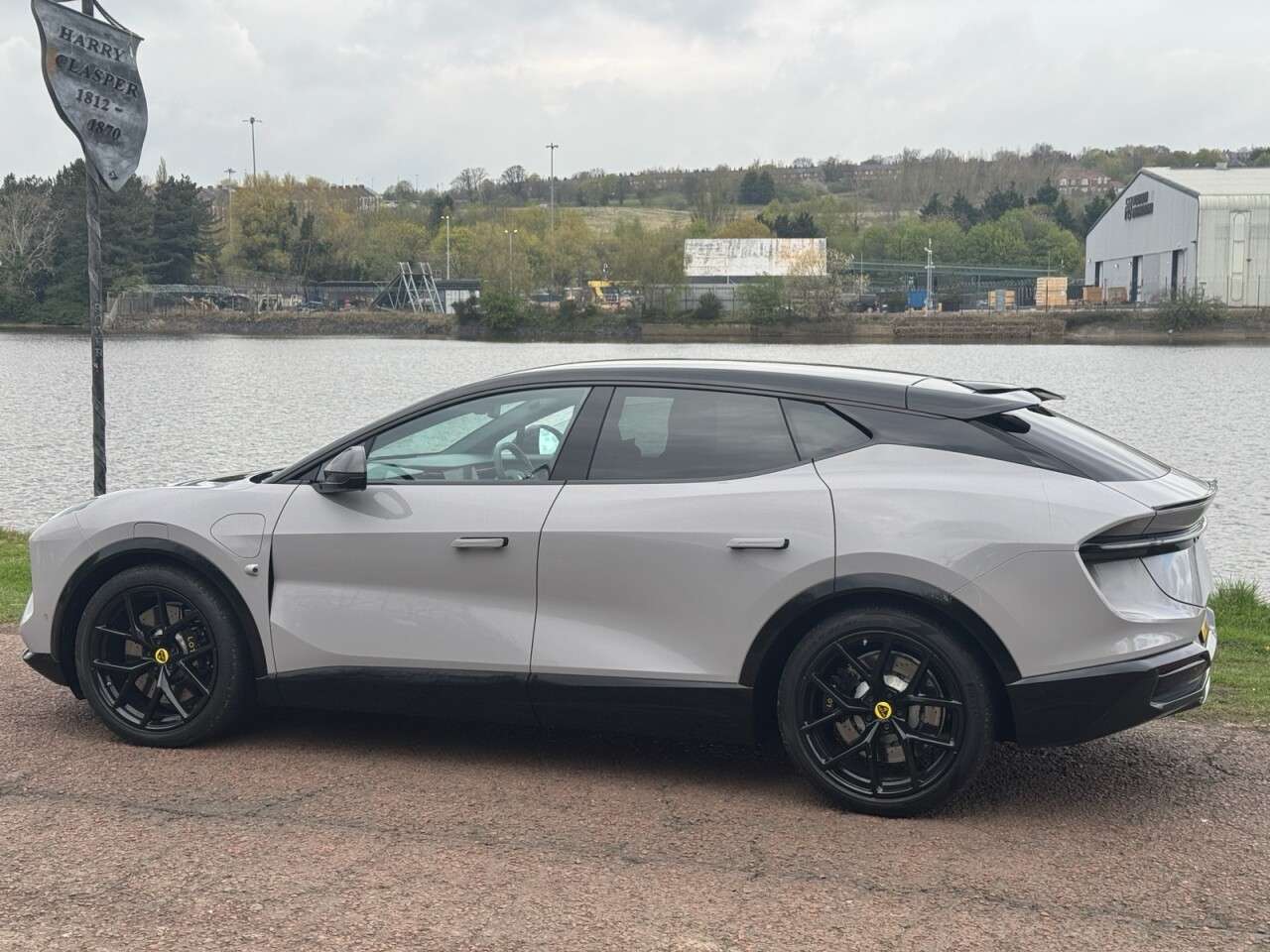 null LOTUS 2 ELEVEN null LOTUS 2 ELEVEN