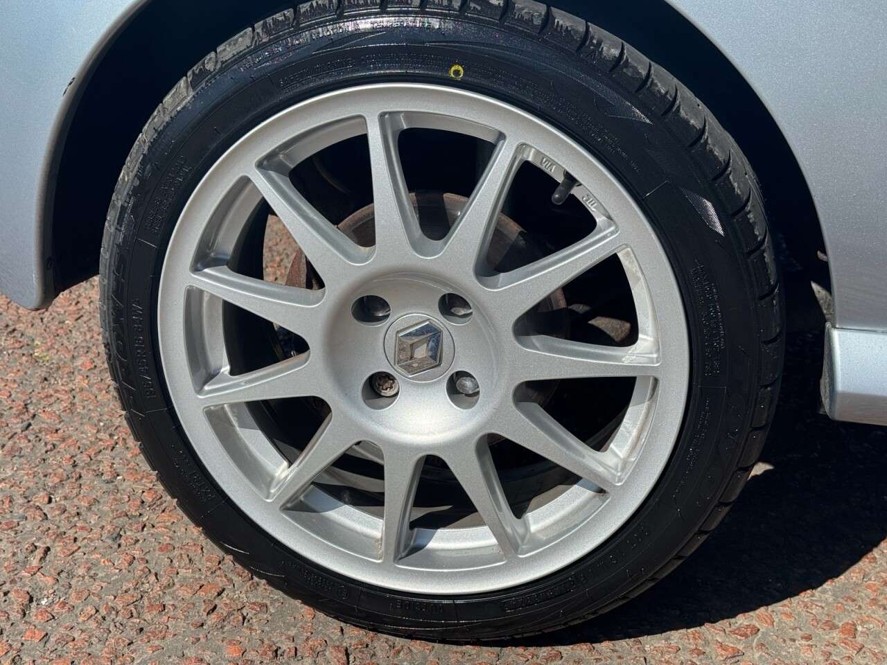 2002 RENAULT CLIO 2002 RENAULT CLIO