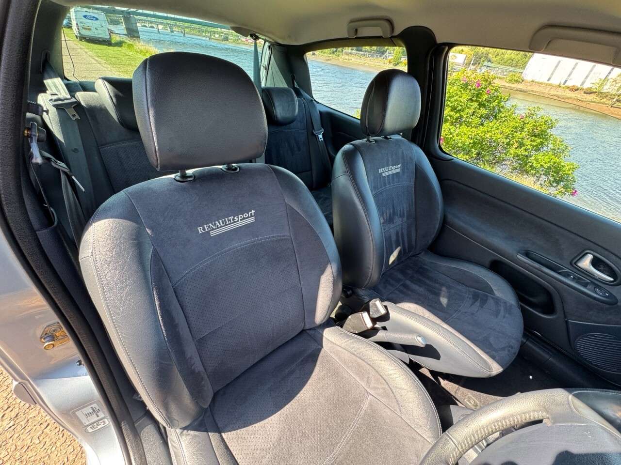 2002 RENAULT CLIO 2002 RENAULT CLIO