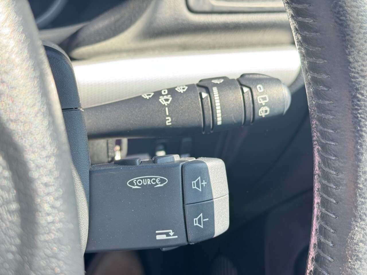 2002 RENAULT CLIO 2002 RENAULT CLIO