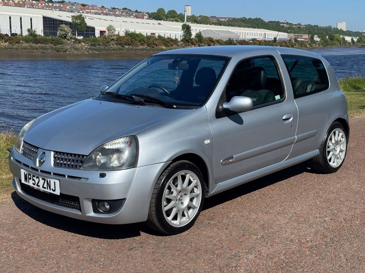 2002 RENAULT CLIO 2002 RENAULT CLIO