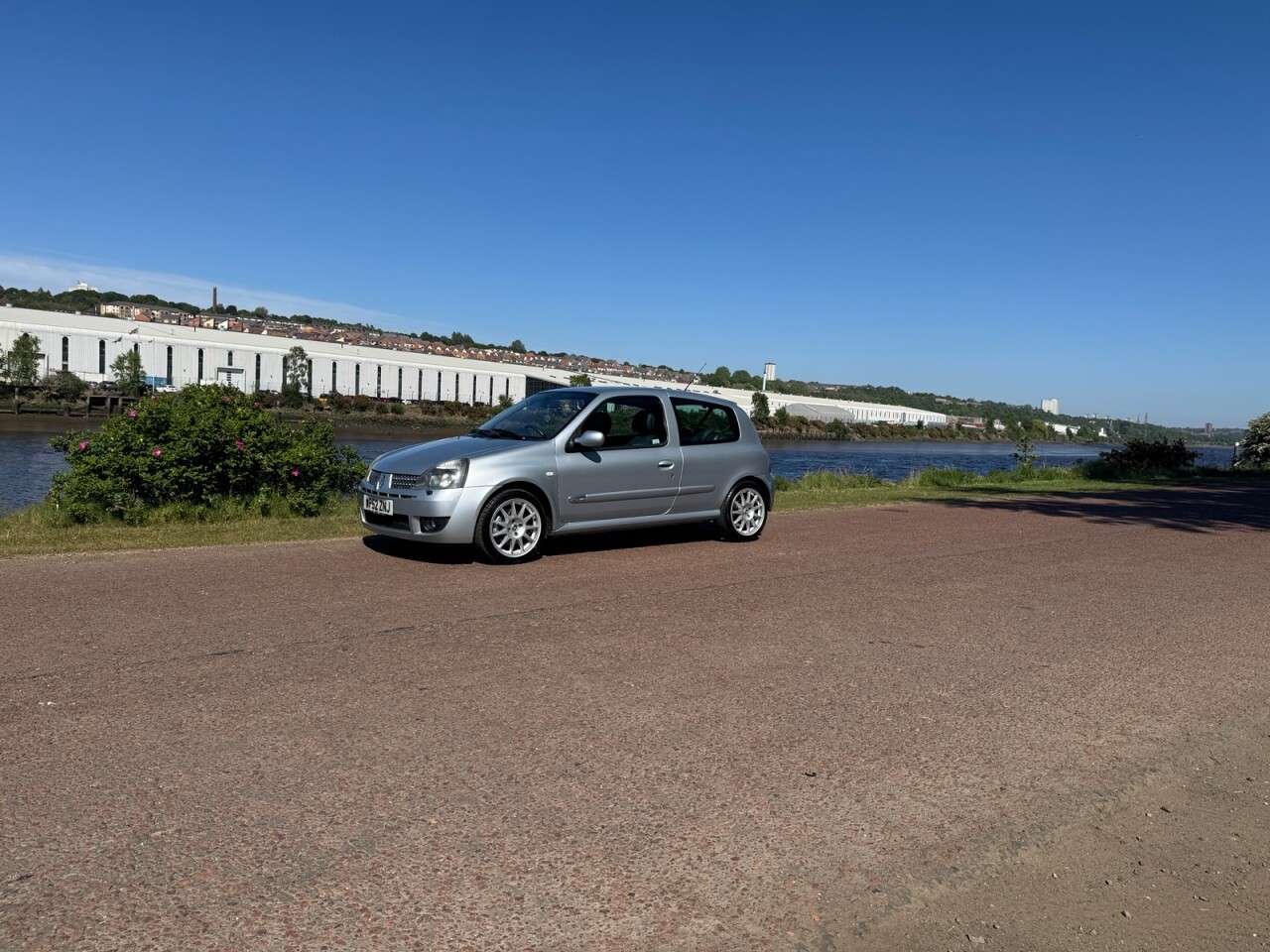 2002 RENAULT CLIO 2002 RENAULT CLIO