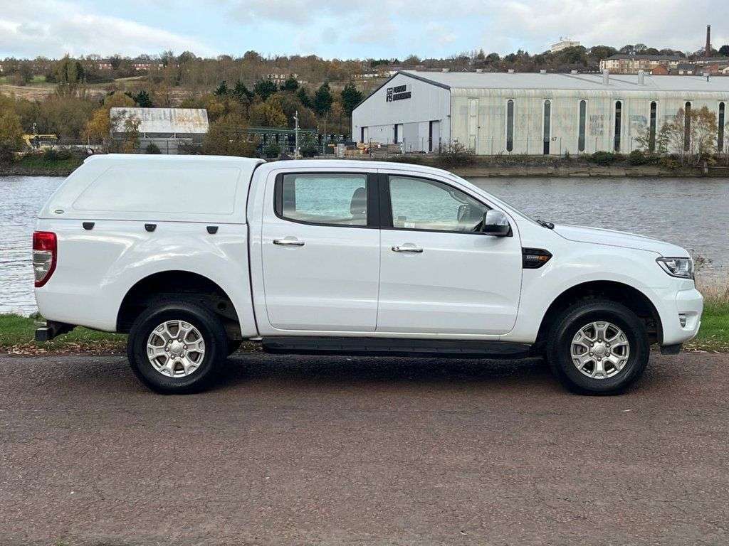 A 2020 FORD RANGER 2.0 EcoBlue XLT Pickup Double Cab 4dr Diesel Manual 4WD Euro 6 (s/s) (170 p A 2020 FORD RANGER 2.0 EcoBlue XLT Pickup Double Cab 4dr Diesel Manual 4WD Euro 6 (s/s) (170 p