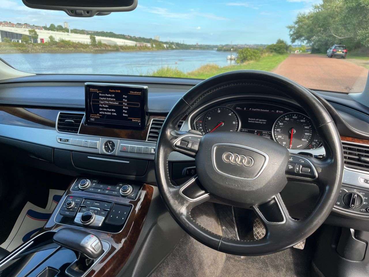 2017 AUDI A8 2017 AUDI A8