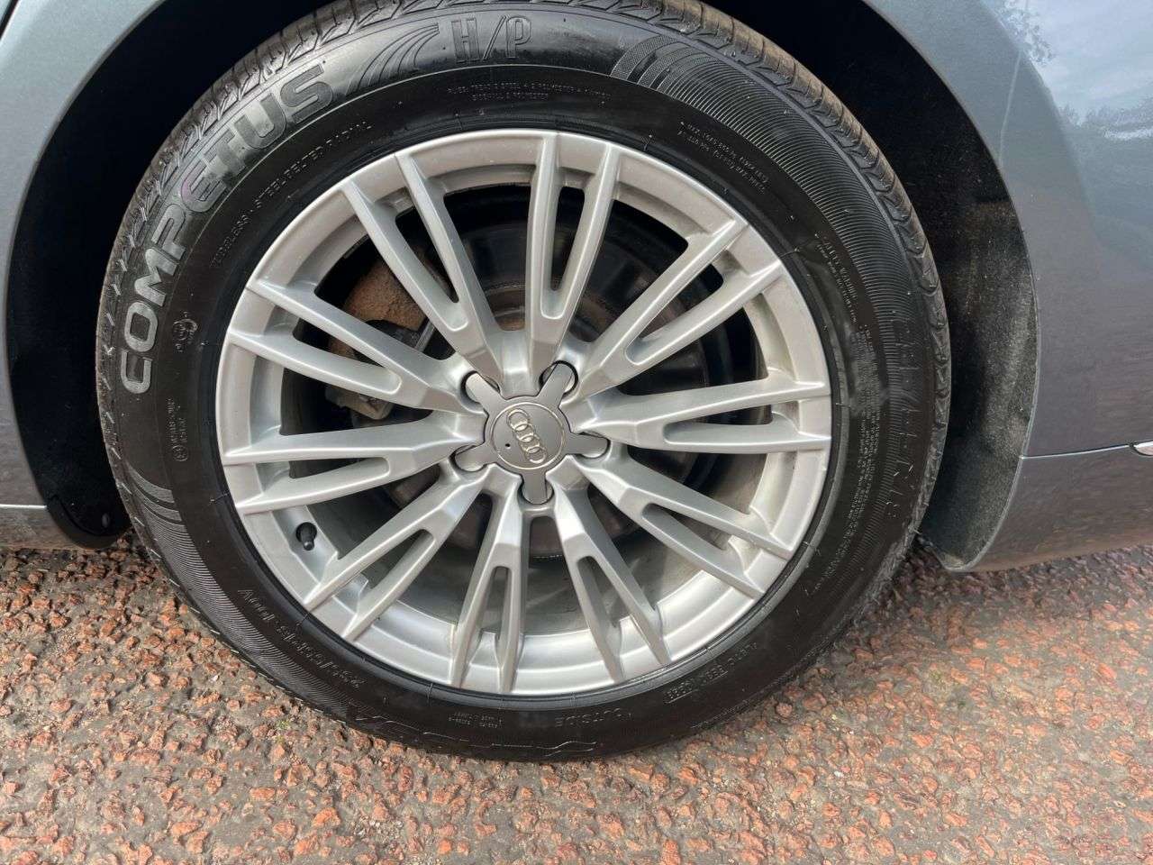 2017 AUDI A8 2017 AUDI A8