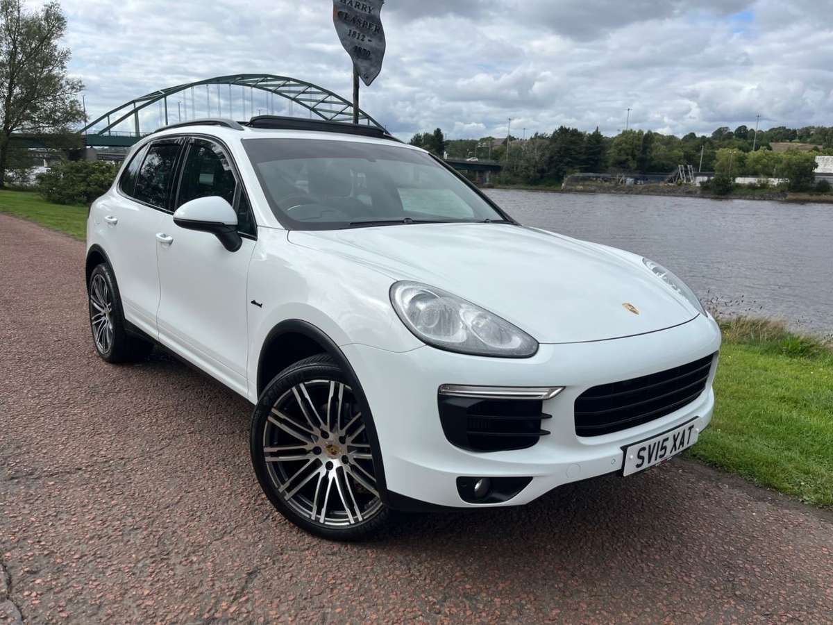 Check out this Porsche Cayenne 2015 Diesel Automatic