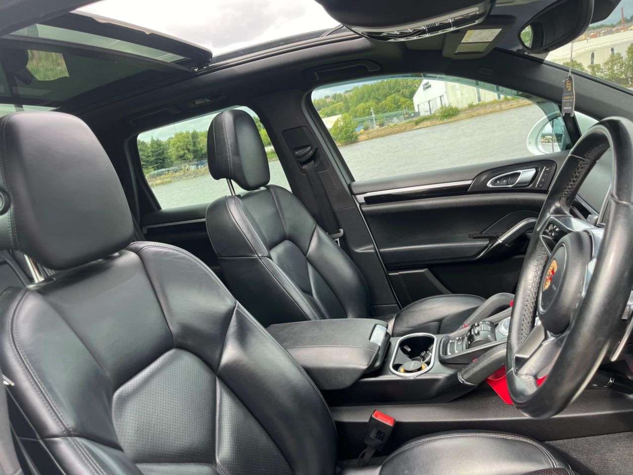 2015 PORSCHE CAYENNE 2015 PORSCHE CAYENNE