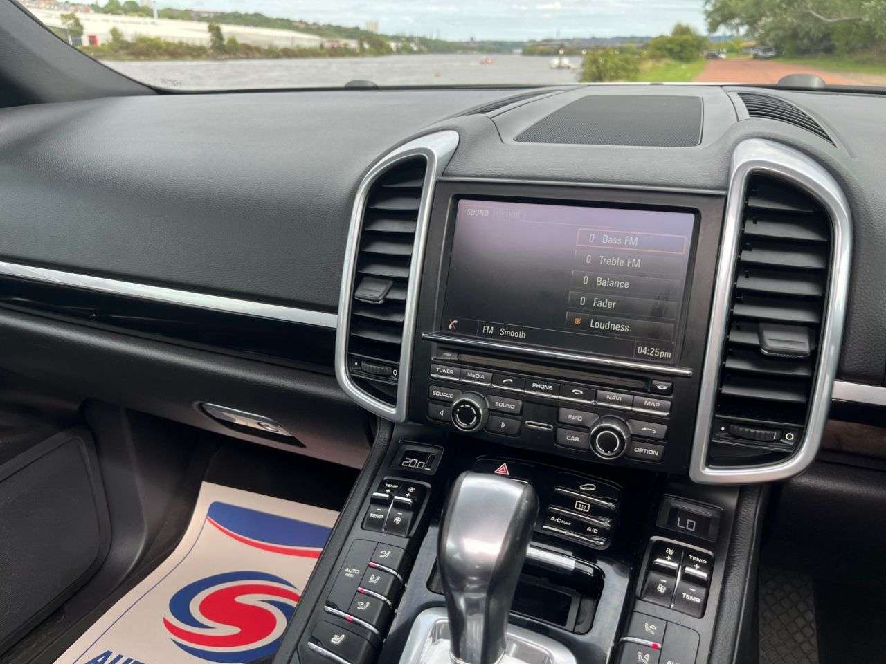 2015 PORSCHE CAYENNE 2015 PORSCHE CAYENNE