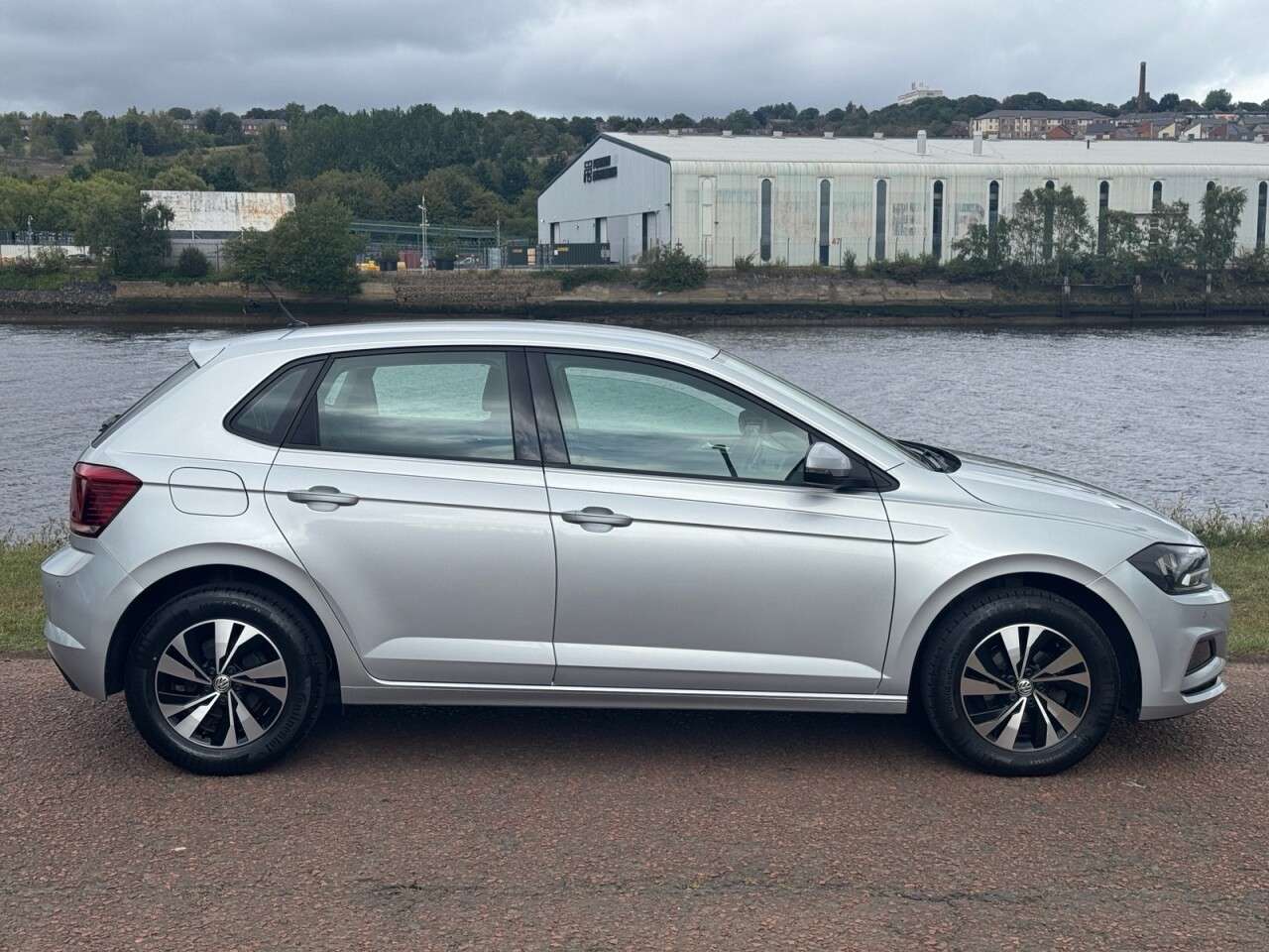 2019 VOLKSWAGEN POLO 2019 VOLKSWAGEN POLO