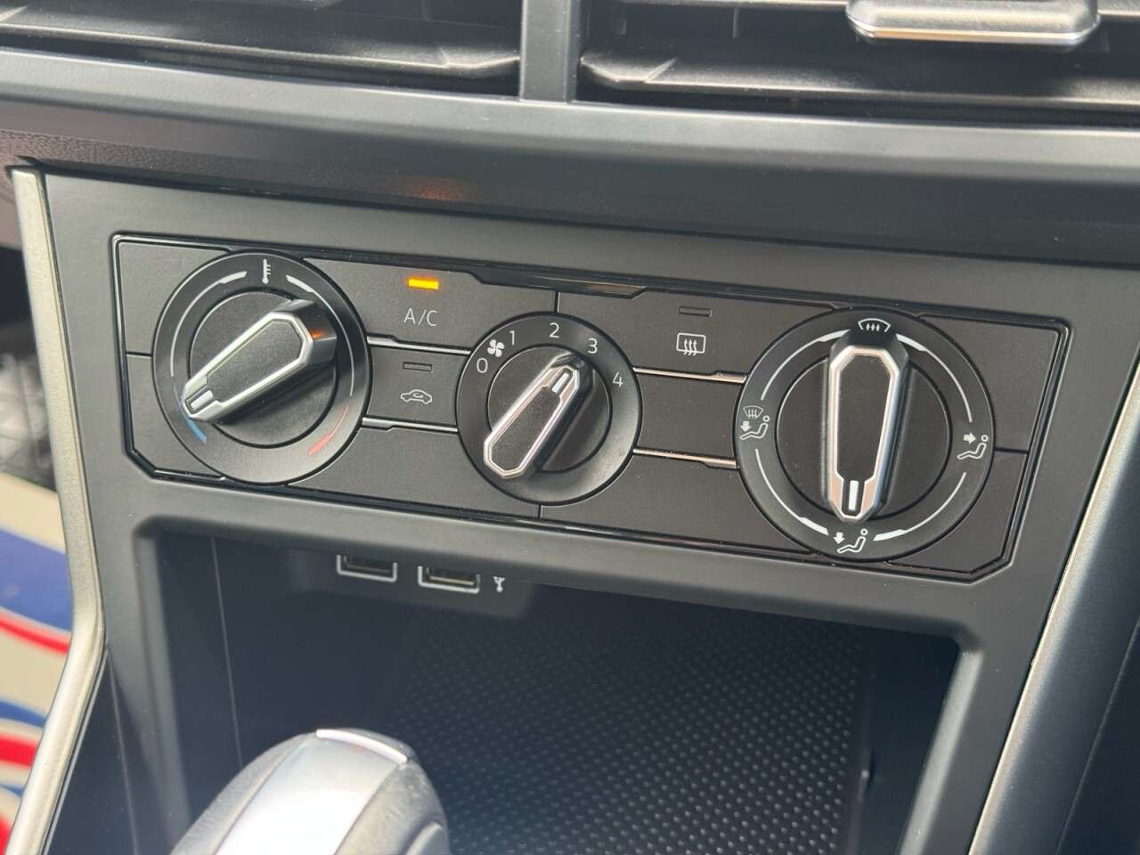 2019 VOLKSWAGEN POLO 2019 VOLKSWAGEN POLO