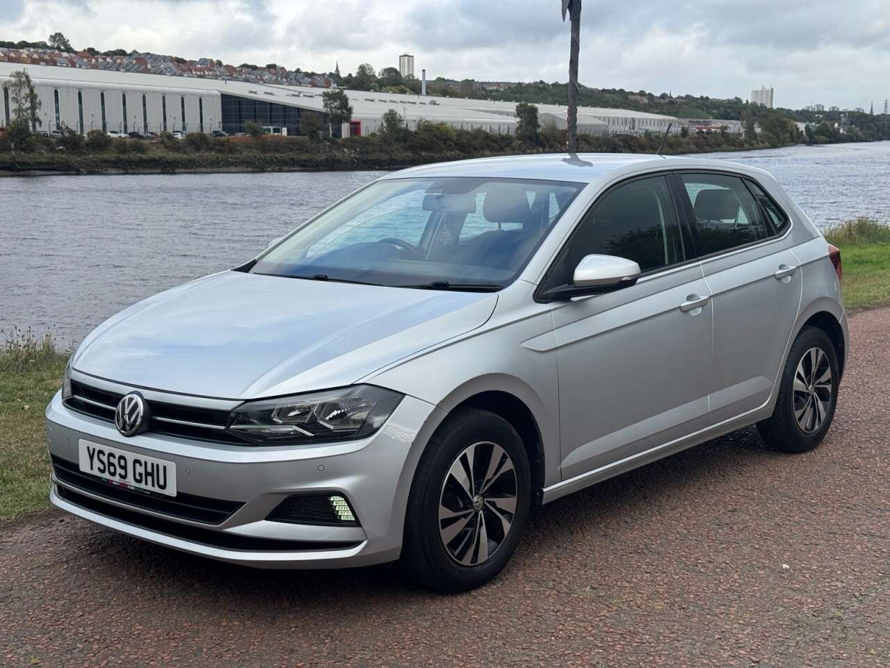 2019 VOLKSWAGEN POLO 2019 VOLKSWAGEN POLO