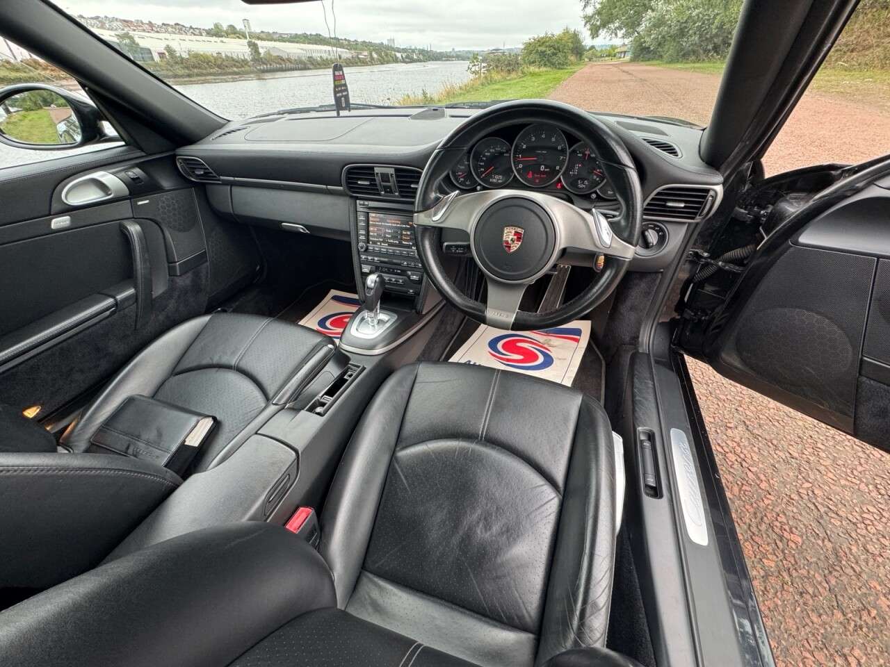 null PORSCHE 911 null PORSCHE 911