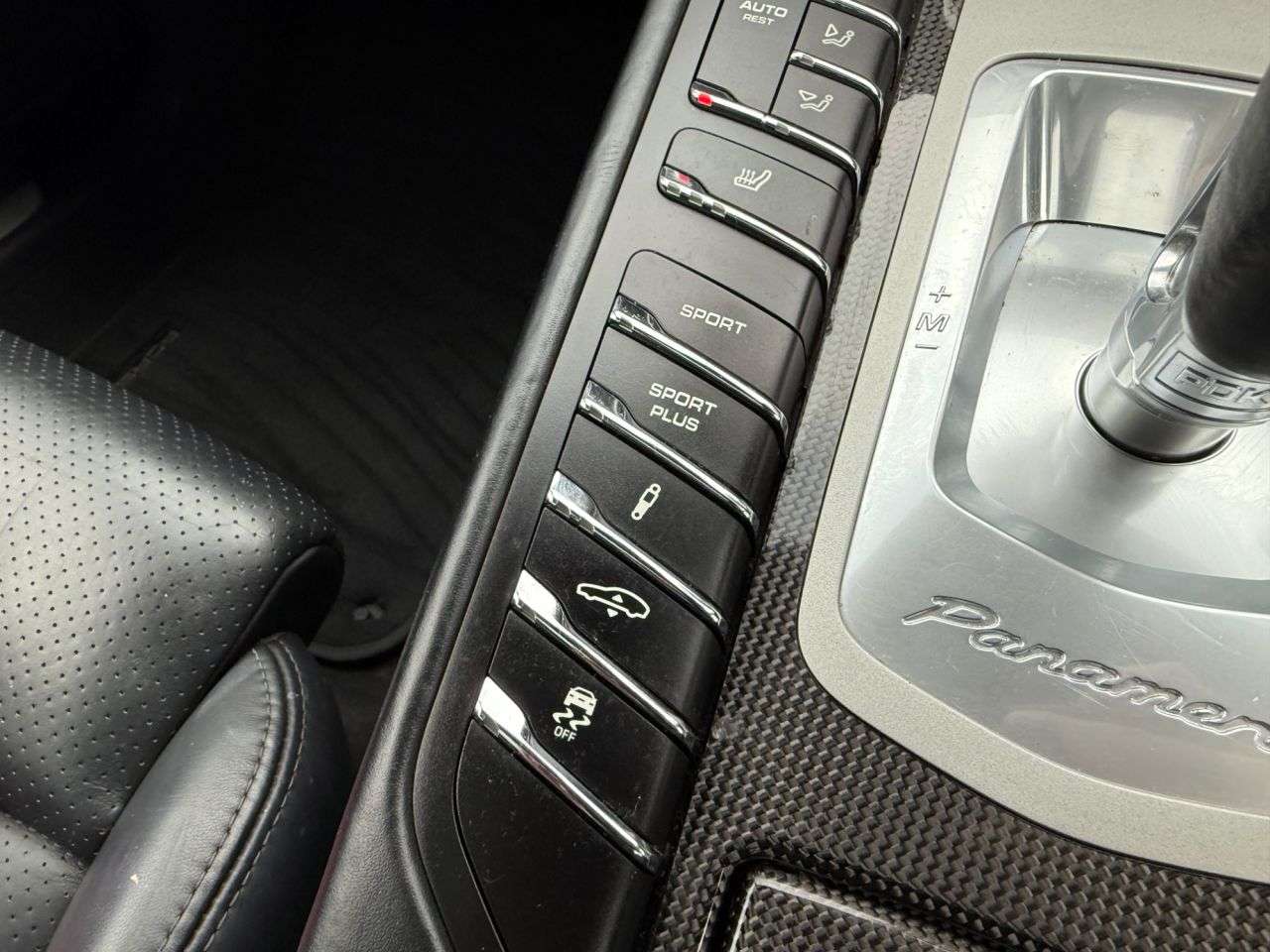 2018 PORSCHE PANAMERA TURBO S 2018 PORSCHE PANAMERA TURBO S