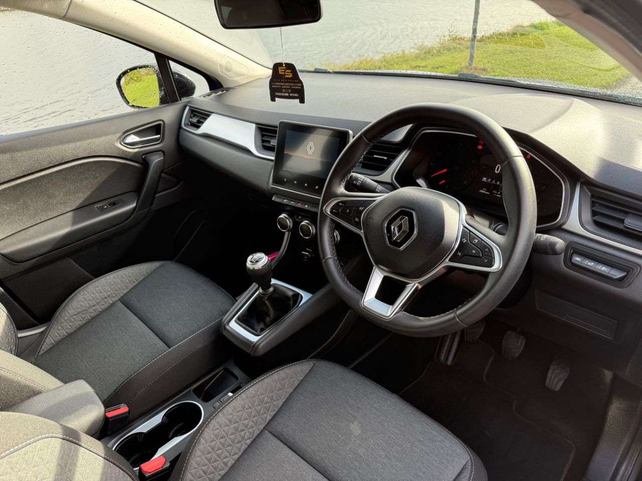 2022 RENAULT CAPTUR 2022 RENAULT CAPTUR