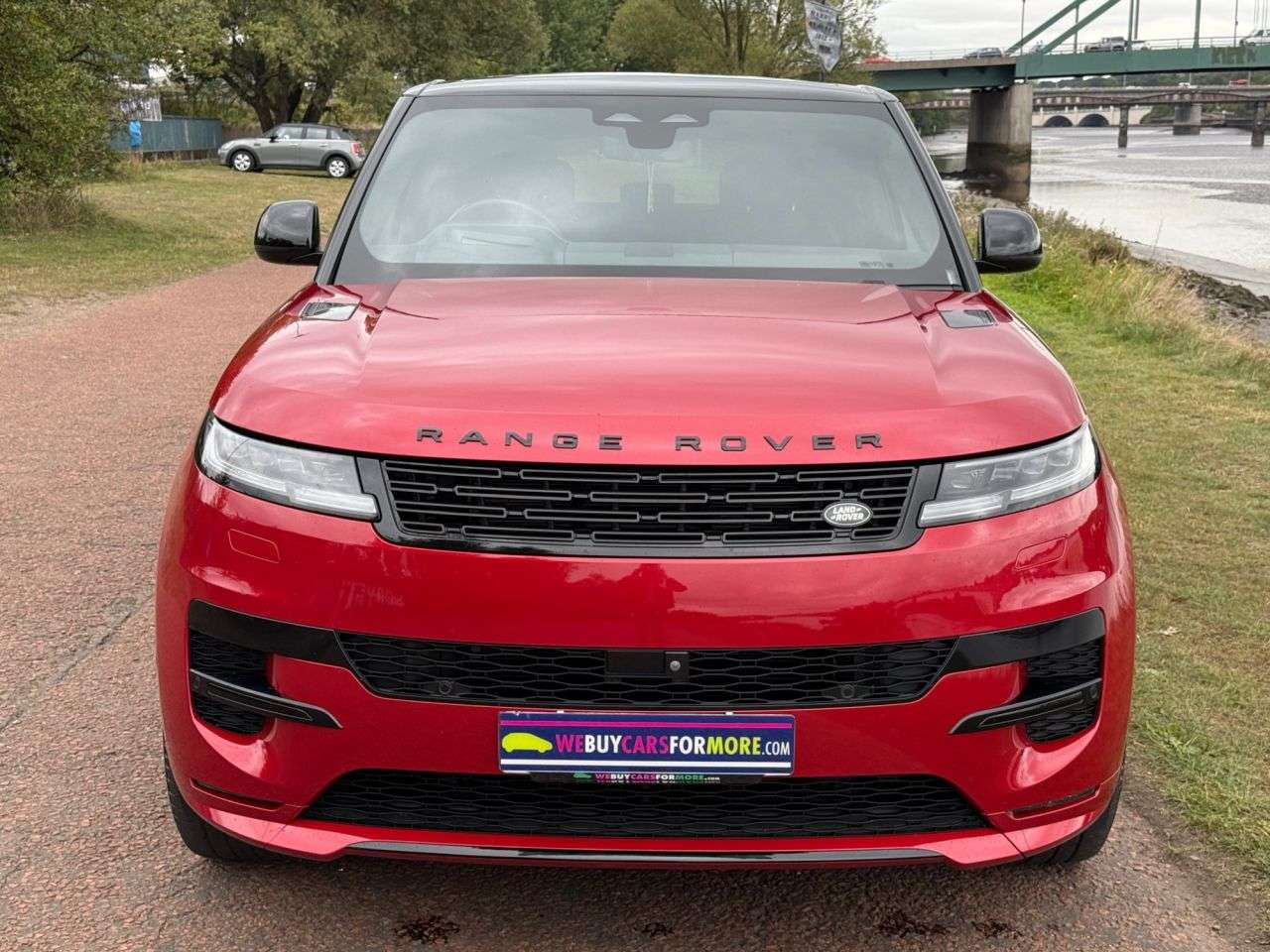 A null LAND ROVER RANGE ROVER SPORT 3.0 P510e 38.2kWh First Edition SUV 5dr Petrol Plug-in Hybrid Auto 4WD Euro A null LAND ROVER RANGE ROVER SPORT 3.0 P510e 38.2kWh First Edition SUV 5dr Petrol Plug-in Hybrid Auto 4WD Euro