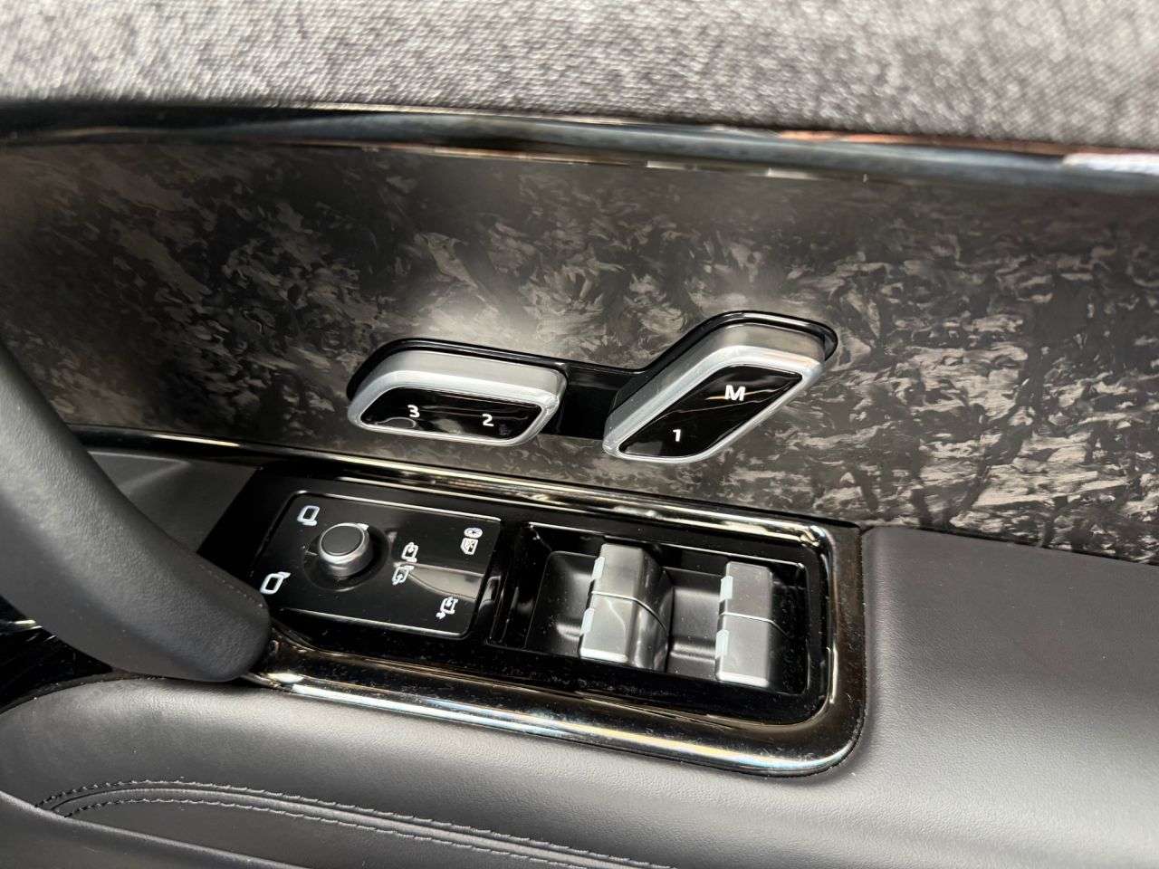 null LAND ROVER RANGE ROVER SPORT null LAND ROVER RANGE ROVER SPORT