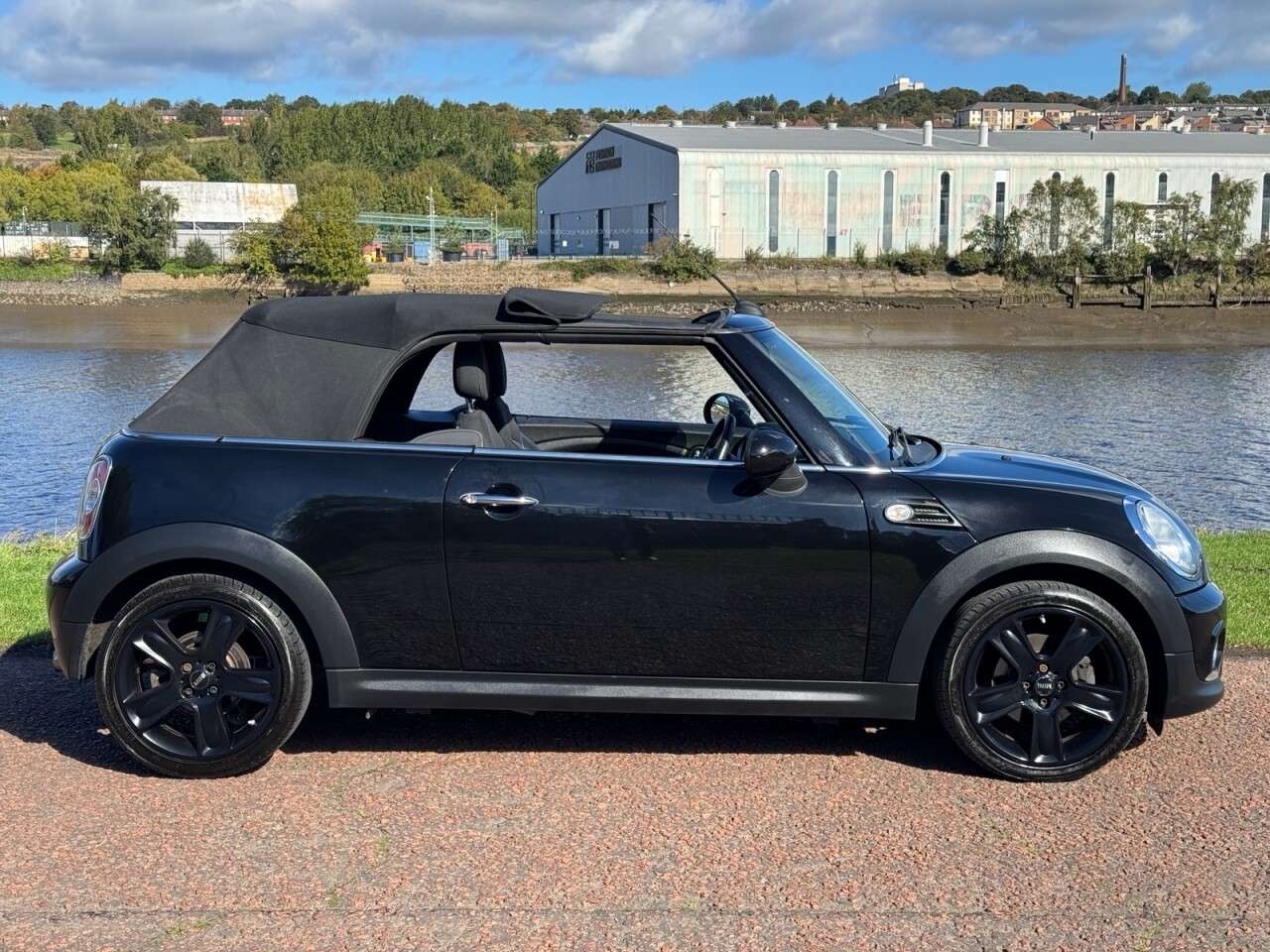2014 MINI CONVERTIBLE 2014 MINI CONVERTIBLE