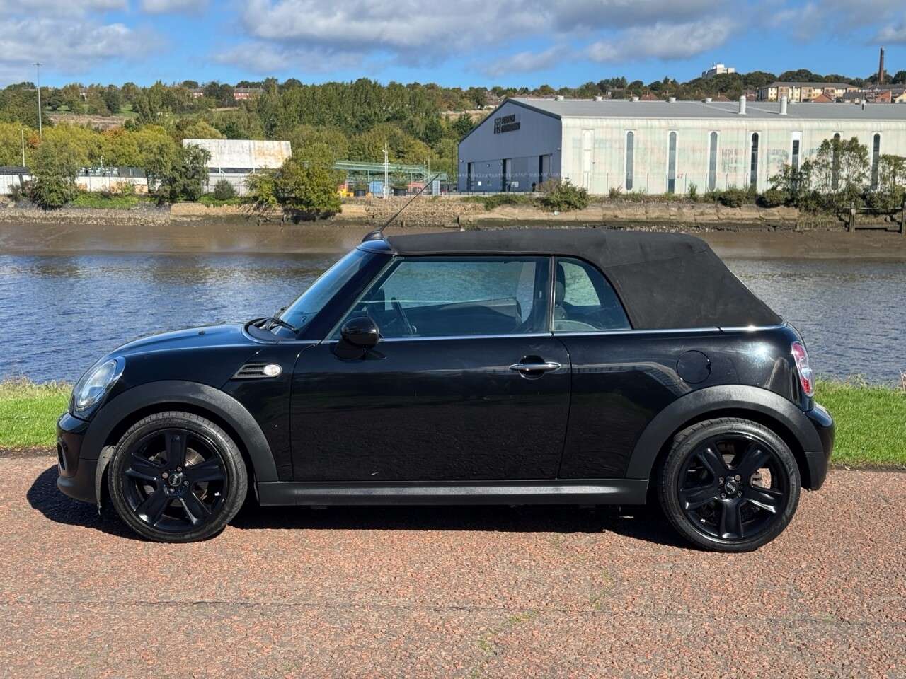 2014 MINI CONVERTIBLE 2014 MINI CONVERTIBLE