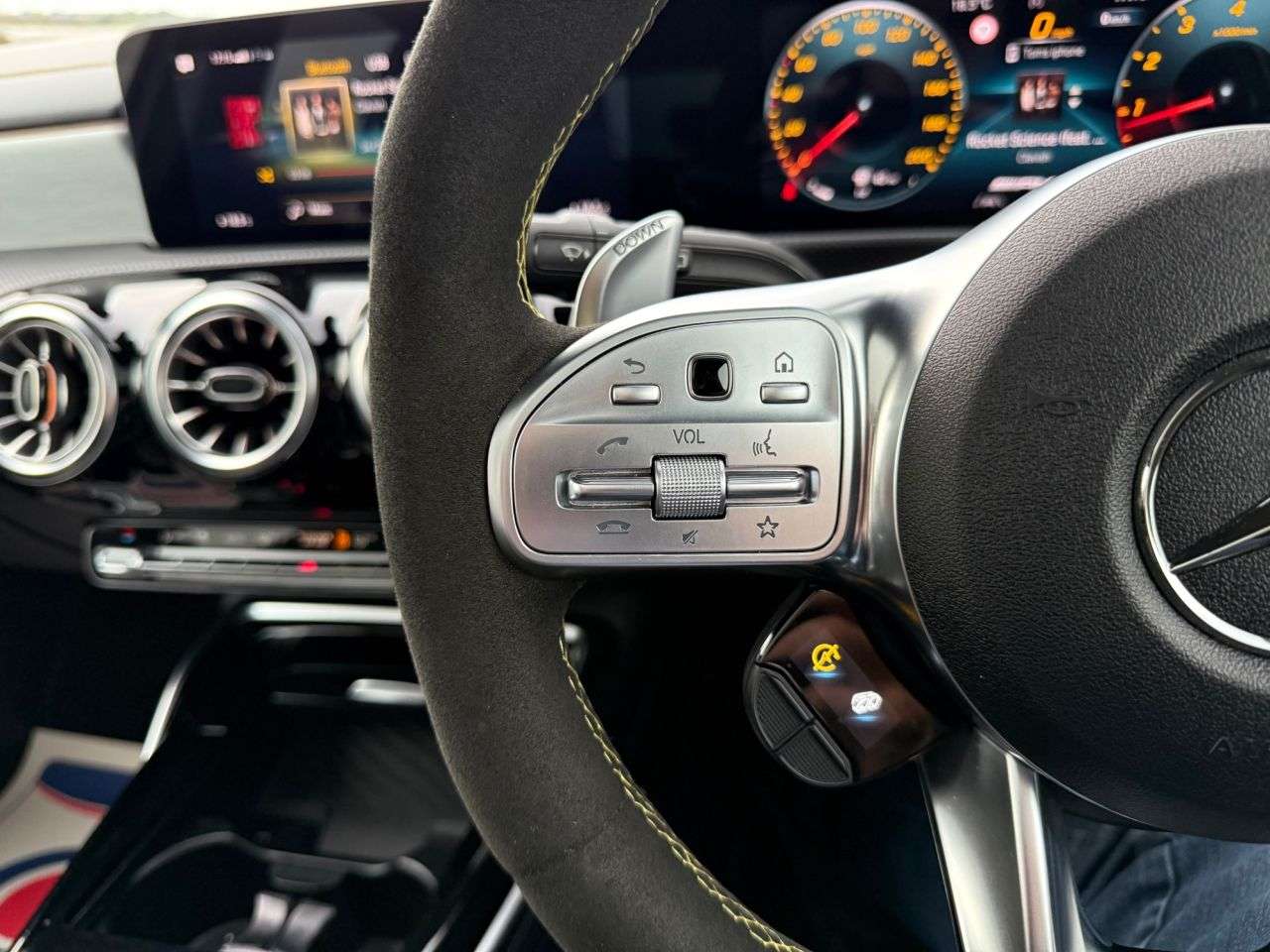 2021 MERCEDES-BENZ A45 2021 MERCEDES-BENZ A45