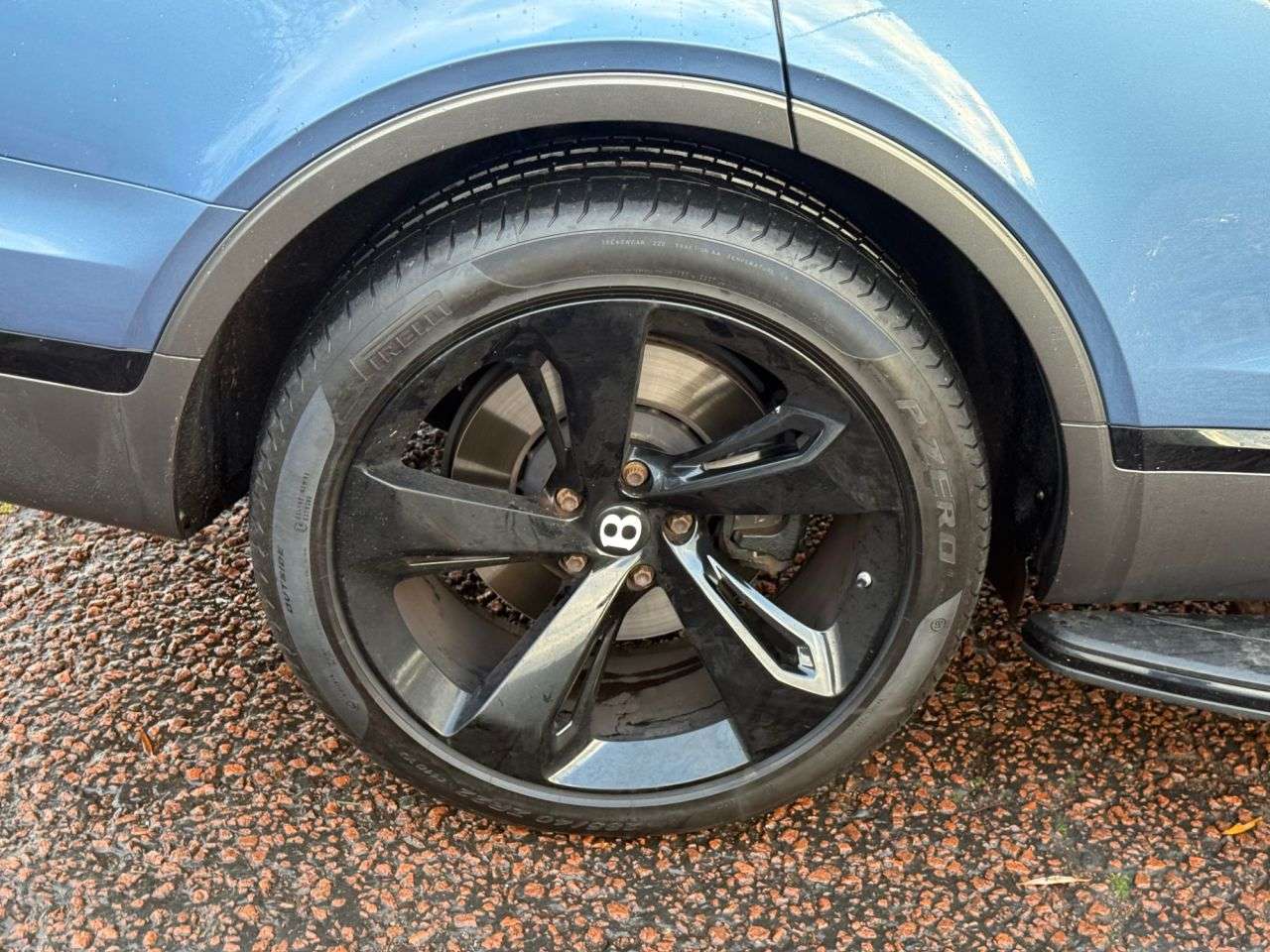 2024 BENTLEY BENTAYGA 2024 BENTLEY BENTAYGA