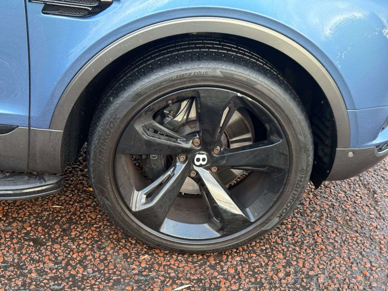 2024 BENTLEY BENTAYGA 2024 BENTLEY BENTAYGA