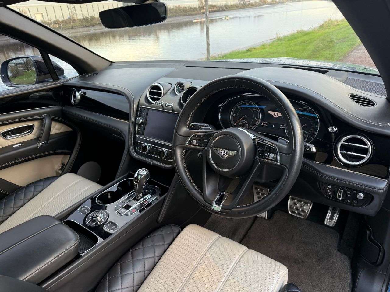 2024 BENTLEY BENTAYGA 2024 BENTLEY BENTAYGA