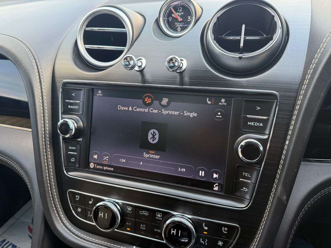 2024 BENTLEY BENTAYGA 2024 BENTLEY BENTAYGA