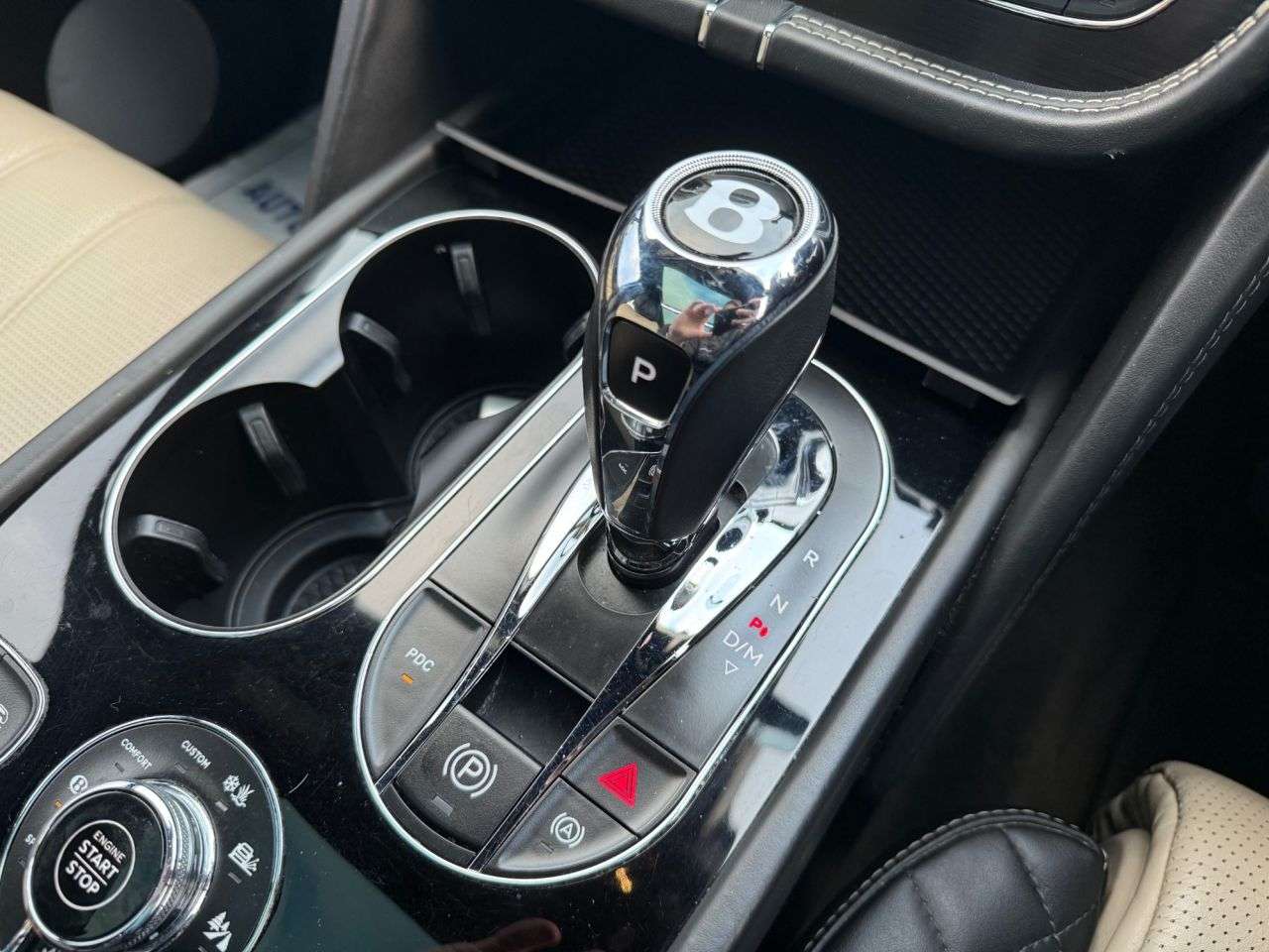 2024 BENTLEY BENTAYGA 2024 BENTLEY BENTAYGA