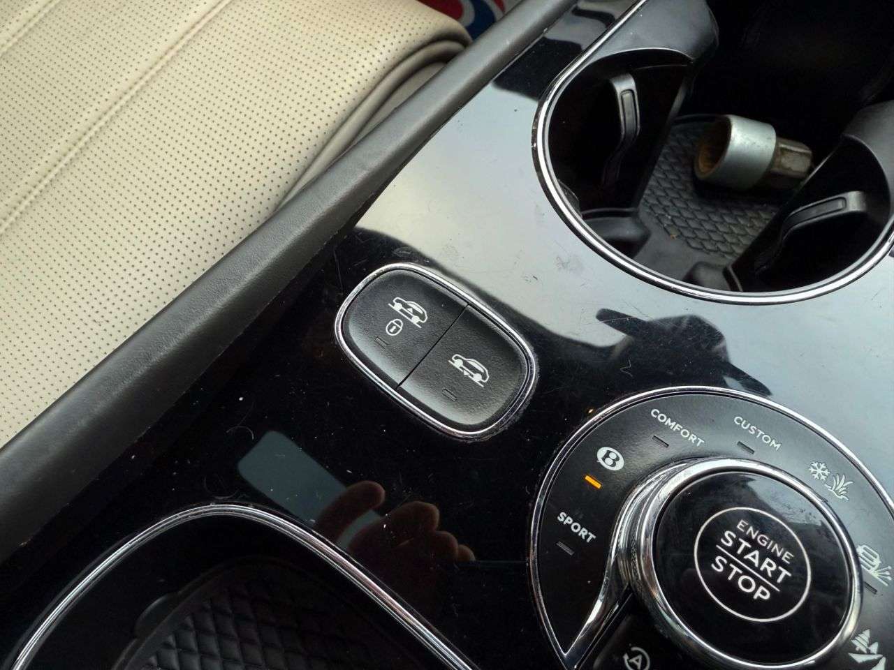 2024 BENTLEY BENTAYGA 2024 BENTLEY BENTAYGA