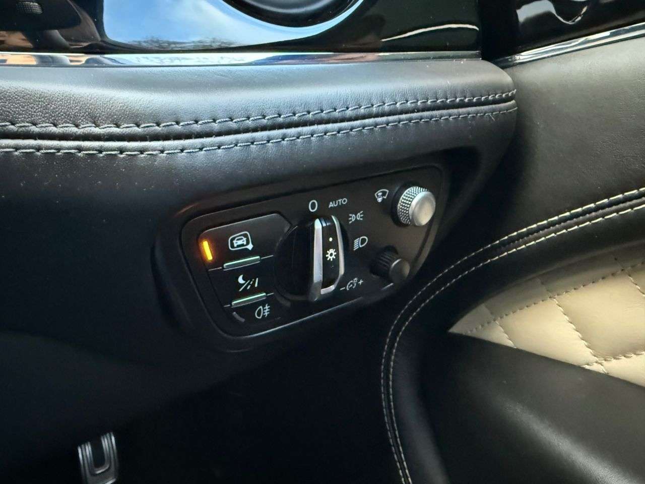 2024 BENTLEY BENTAYGA 2024 BENTLEY BENTAYGA