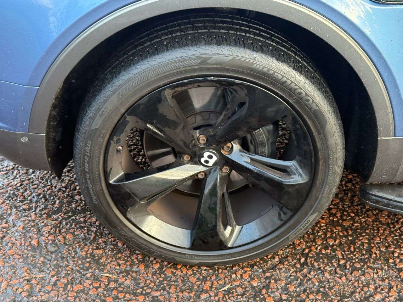 2024 BENTLEY BENTAYGA 2024 BENTLEY BENTAYGA