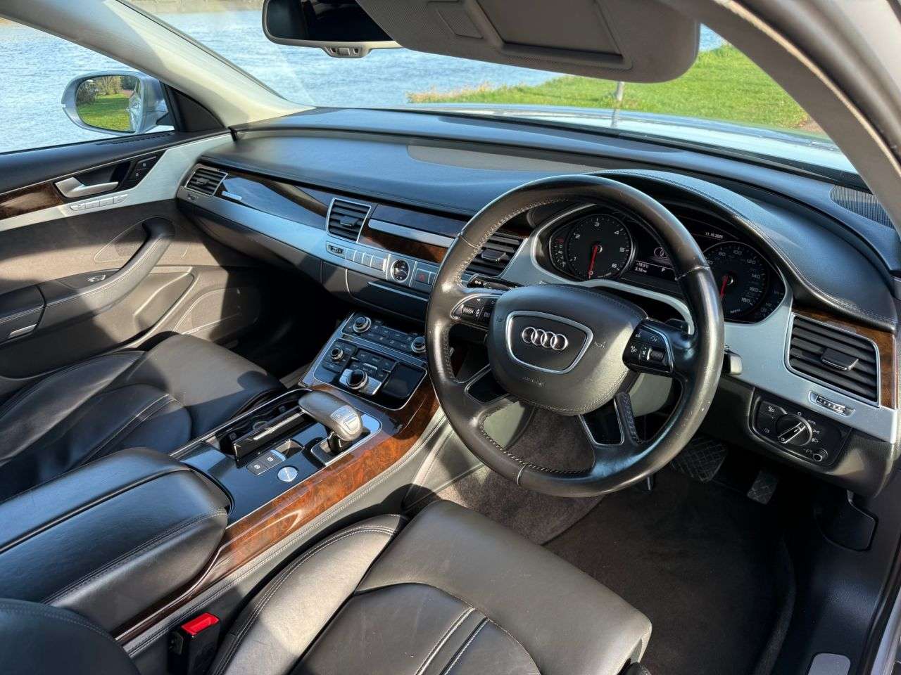 2014 AUDI A8 2014 AUDI A8