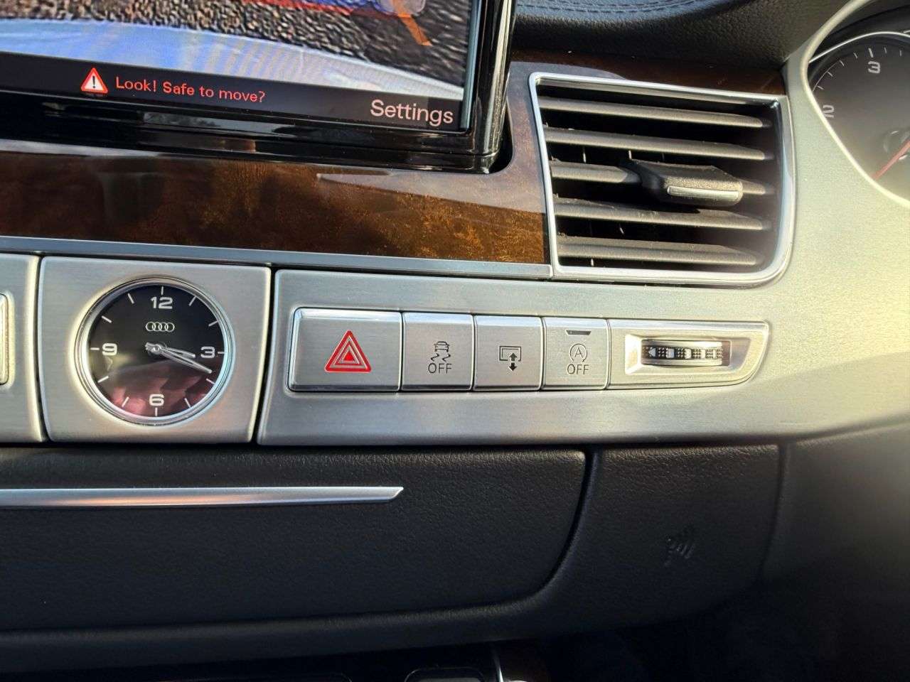 2014 AUDI A8 2014 AUDI A8